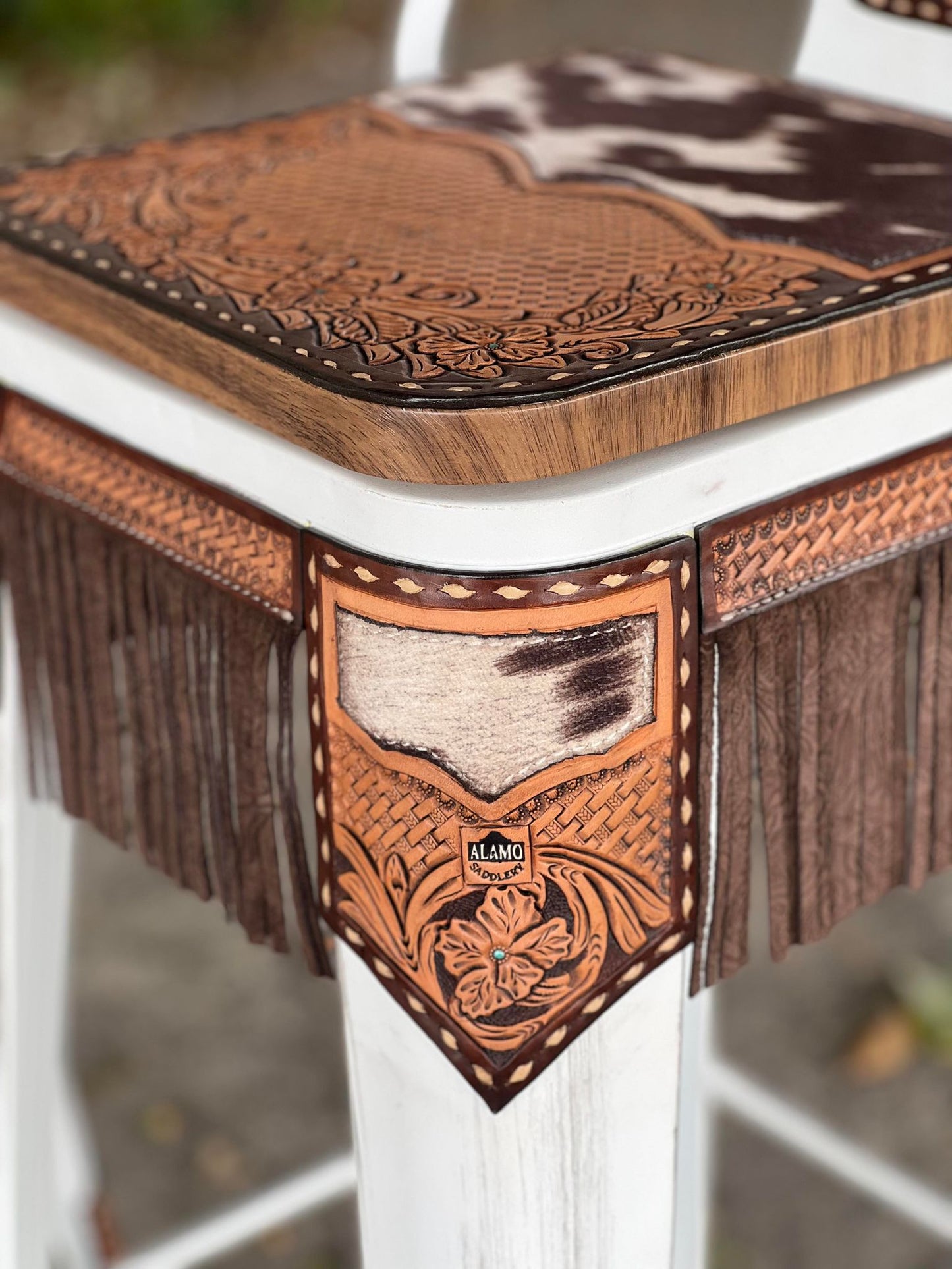 (STOCK!) SET OF 2 30" WHITE SWIVEL BAR STOOLS WITH COW SUEDE & FRINGE INLAY