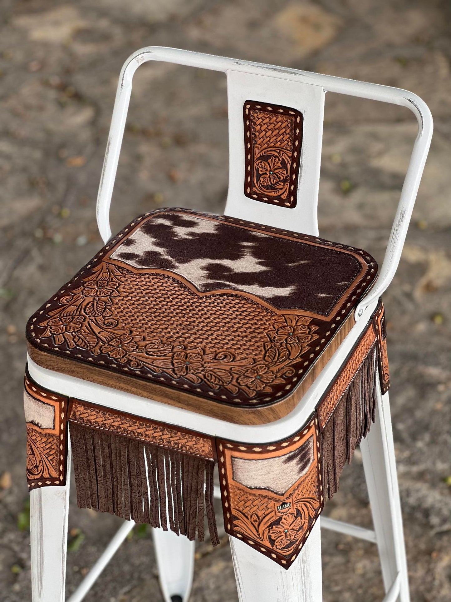 (STOCK!) SET OF 2 30" WHITE SWIVEL BAR STOOLS WITH COW SUEDE & FRINGE INLAY