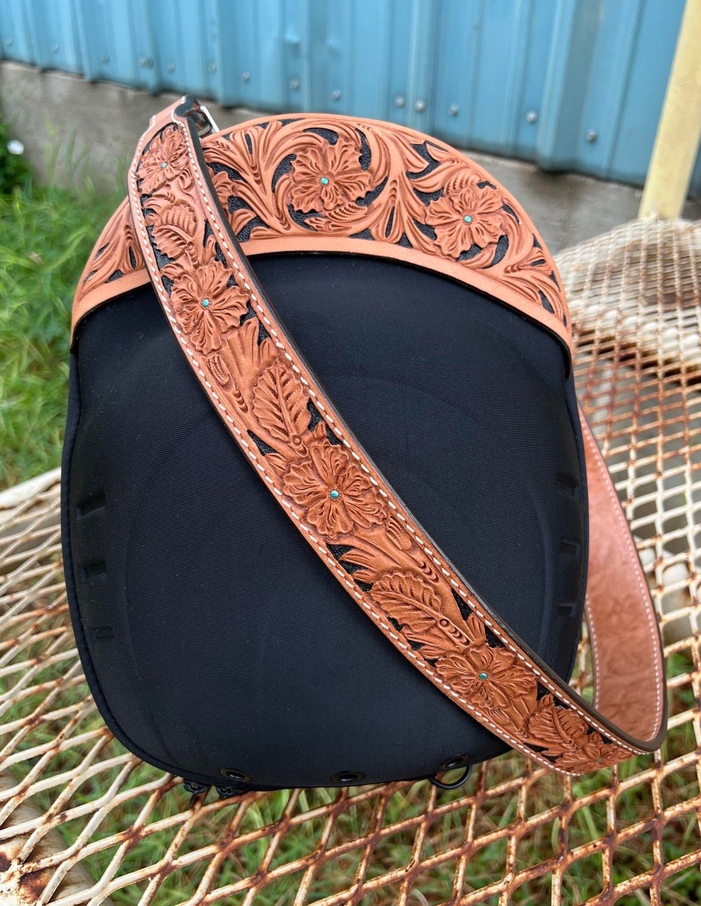 Hat case for Baseball caps/ Hat carrier Travel case W/ EL PINTO