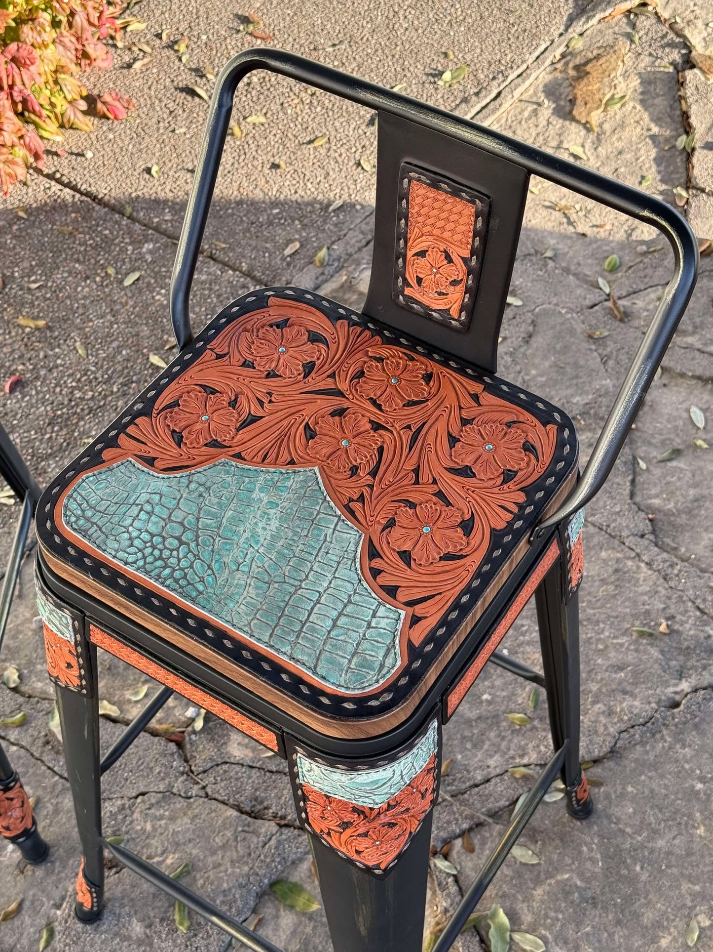(PRE-ORDER) Turquoise Gator Bar Stools w/ Short Back