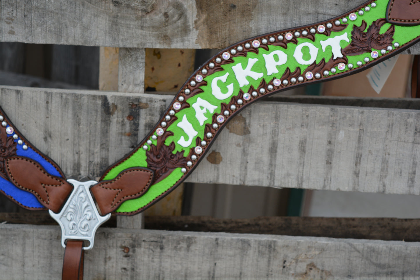 Rodeo Award | 2.5" Wave Breastcollar w/ BGP, SS Spots & Crystals (14 letters)