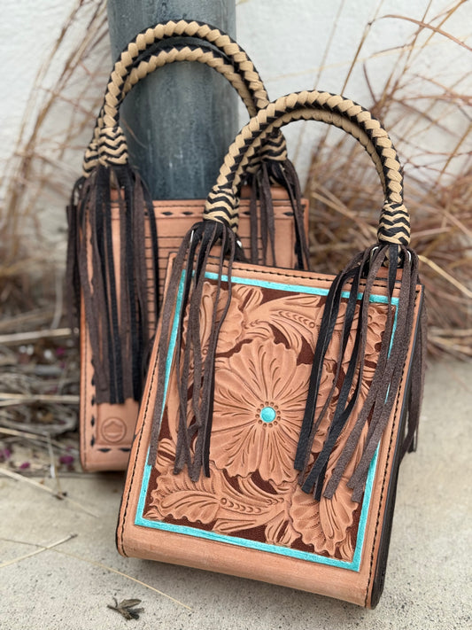 The Card Handbags- El Pinto w Tassel (full Roughout)