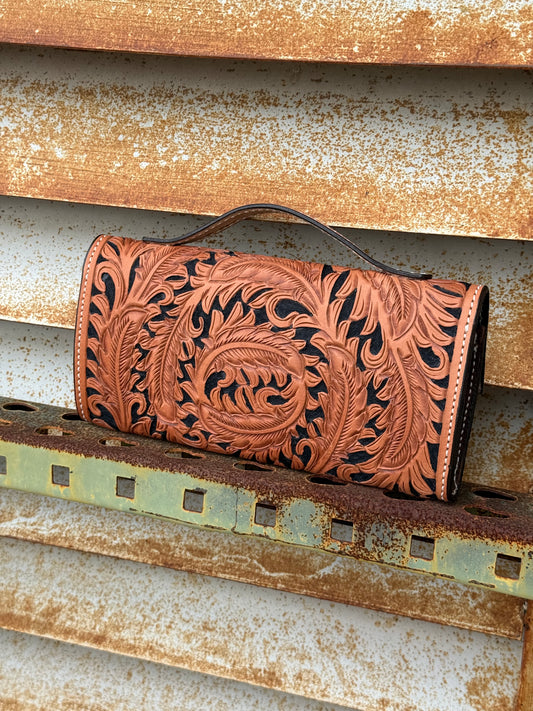 THE RANCH HAND CLUTCH - COWBOY FEATHER
