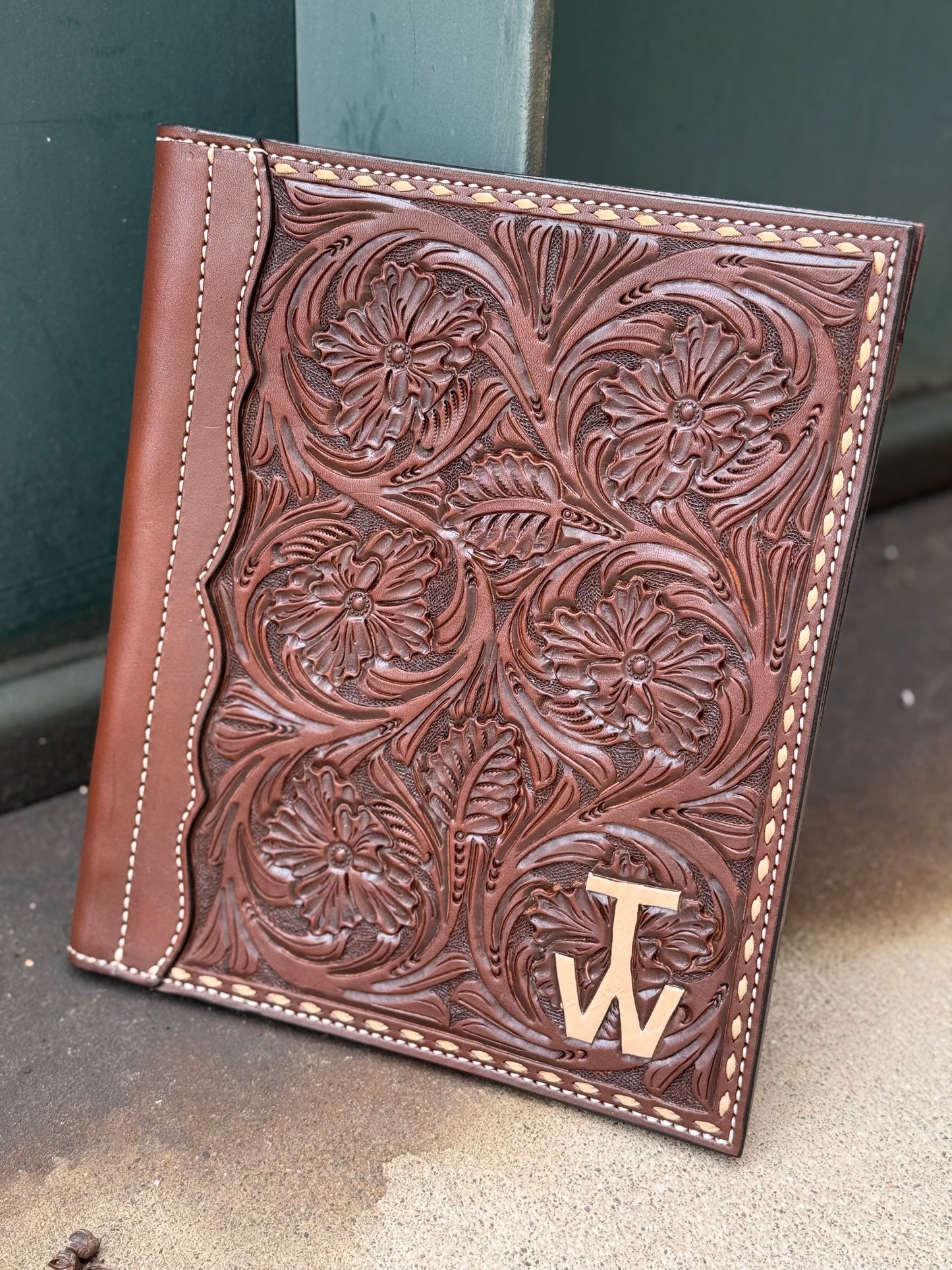 Add a custom Brand/Logo