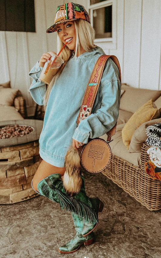 (PRE-ORDER ONLY)The Cowboy Stitch Canteen bag- Golden