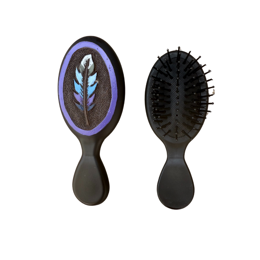 Mini Tooled hair brush - Feather