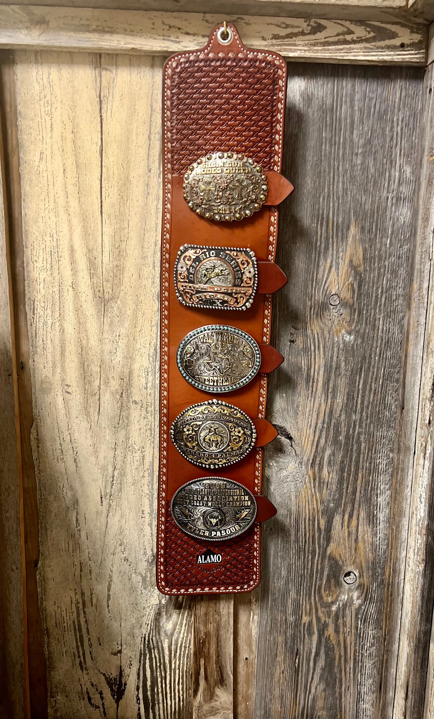 Trophy Buckle Holder | Barb Toast