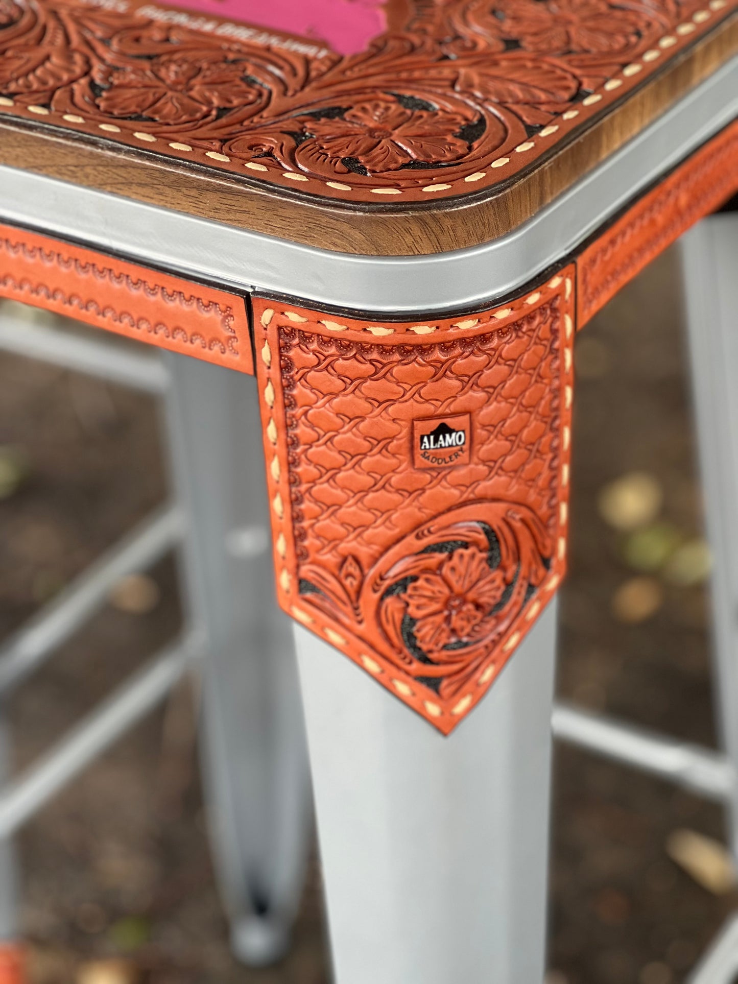 (PRE-ORDER) Wild Rose Bar stools W/ No Back