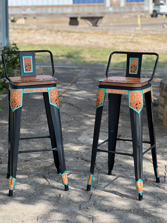 (STOCK!) SET OF 2 30" El Pinto w/ Black Short Black Bar Stools