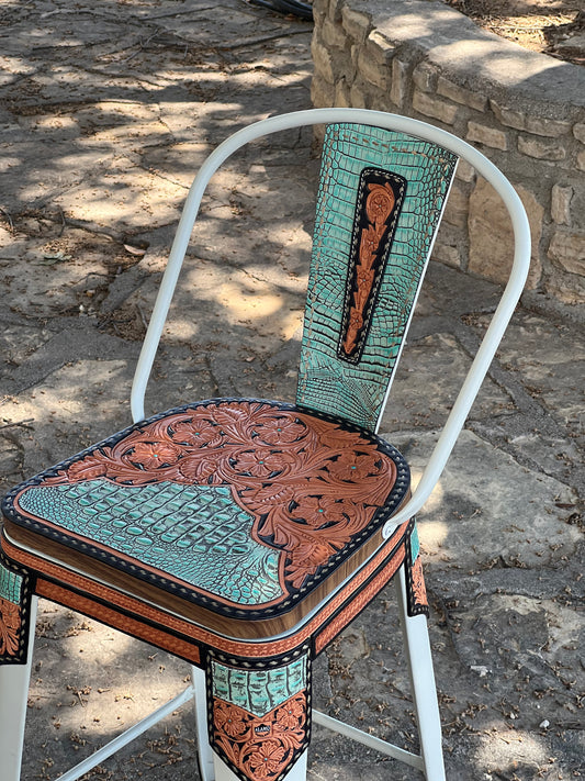 (STOCK- SINGLE BAR STOOL) 30" THE TURQUOISE GATOR w/ Tall Back in WHITE