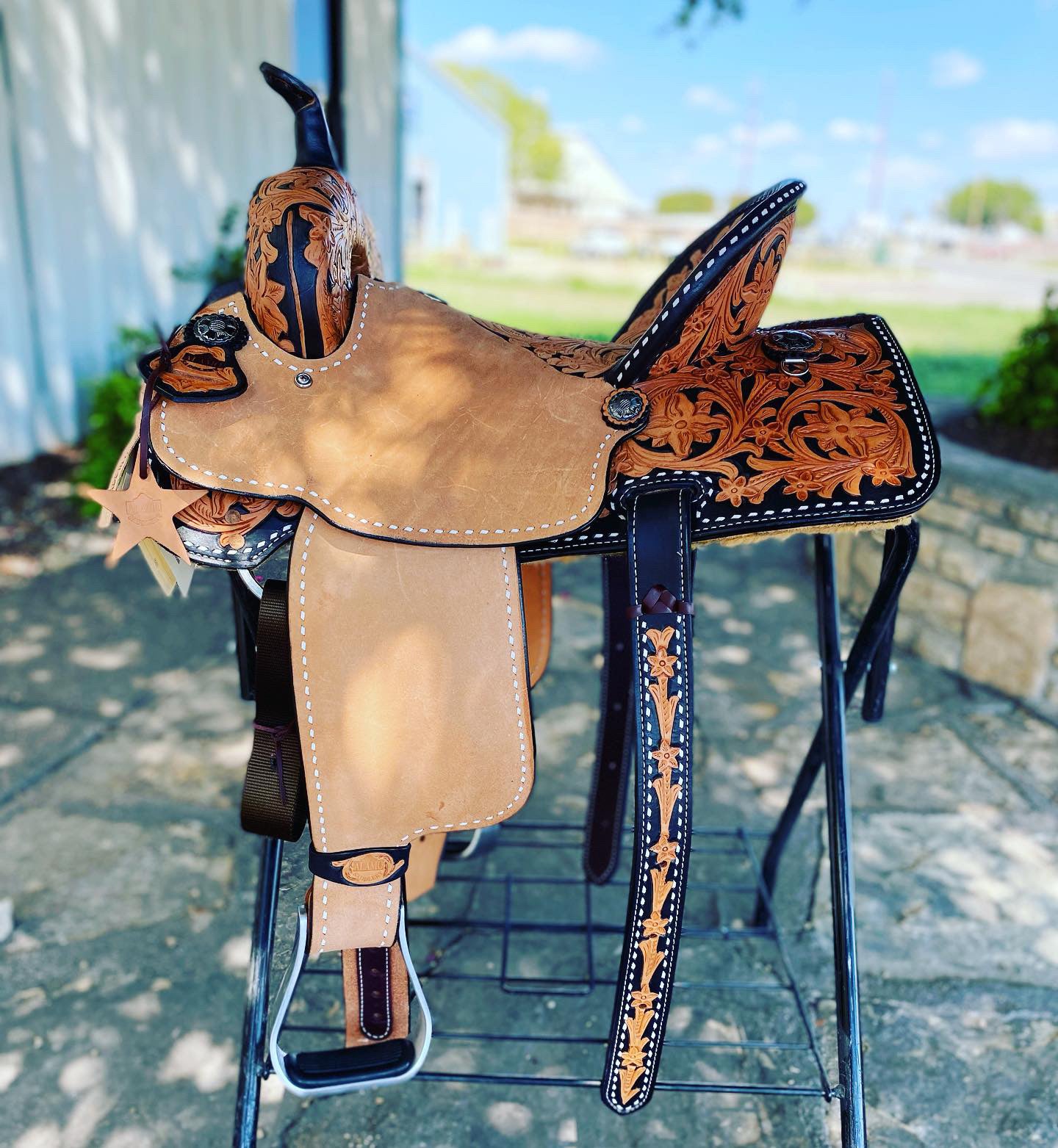 15"/ 16" Sunrise Barrel Saddle