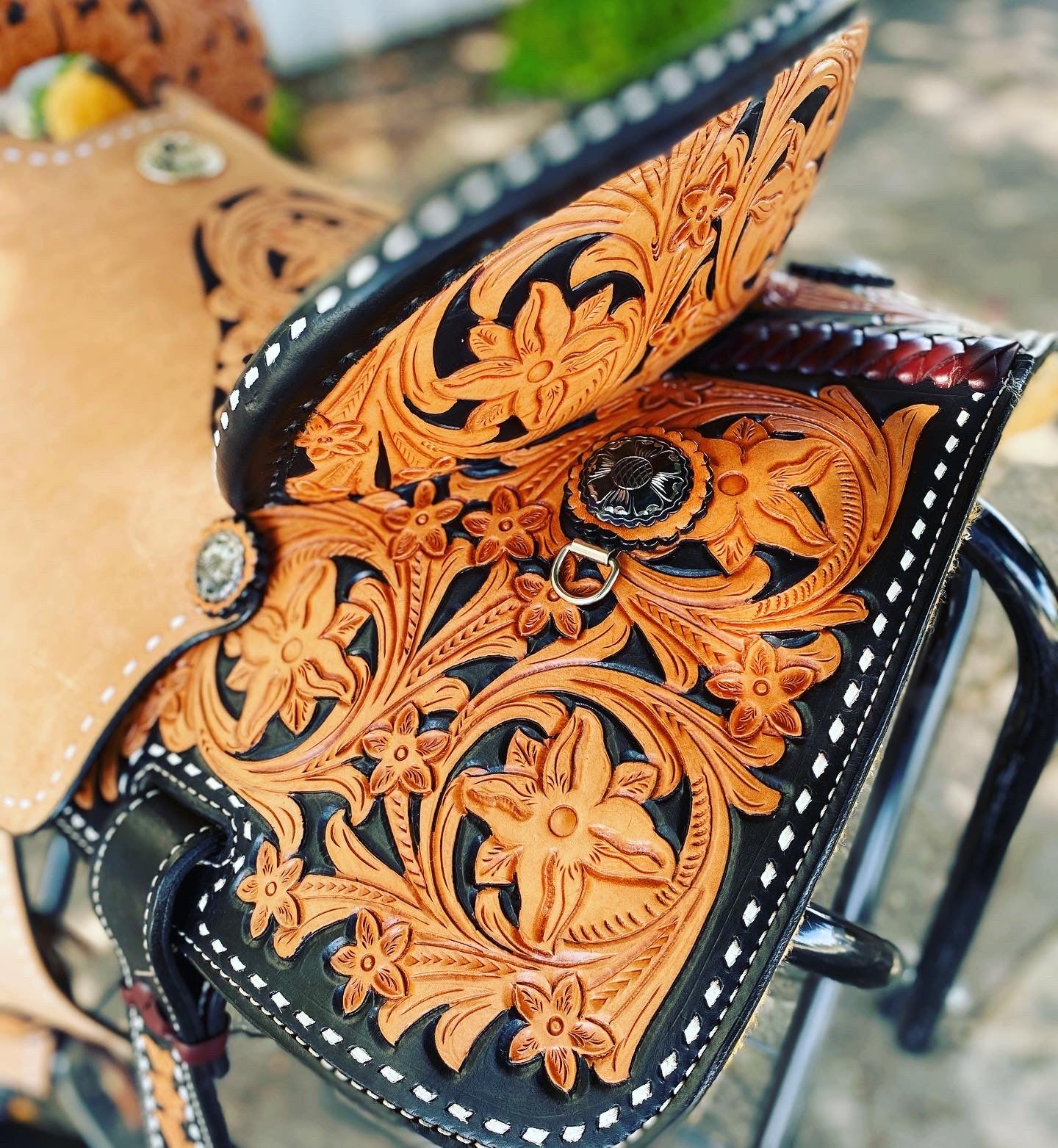 15"/ 16" Sunrise Barrel Saddle