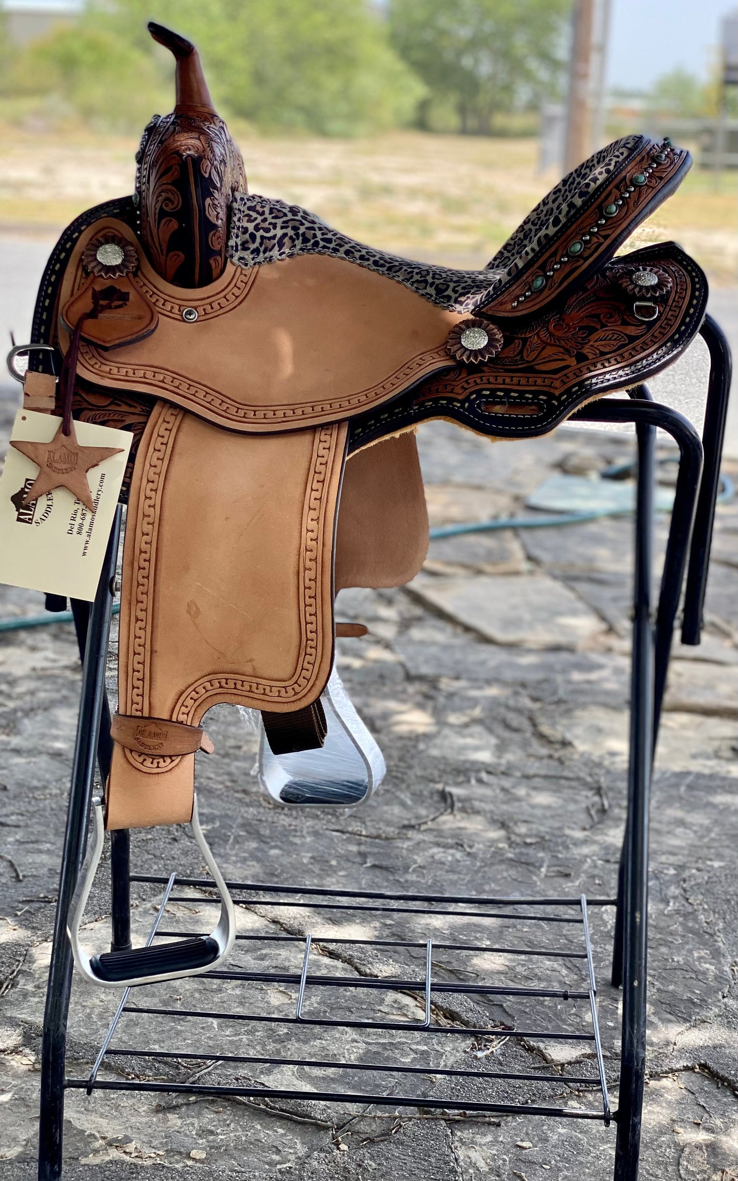 15" Cheetah Alamo Air Barrel Saddle