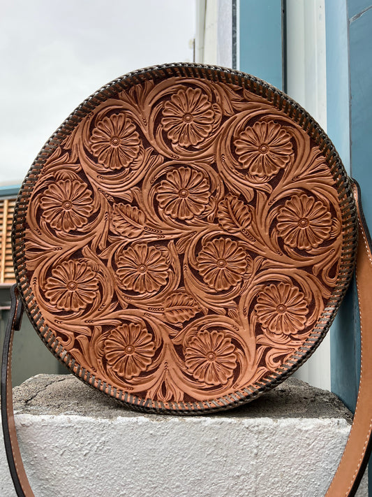 (PRE-ORDER ONLY) The 15" Heifer Canteen Handbag