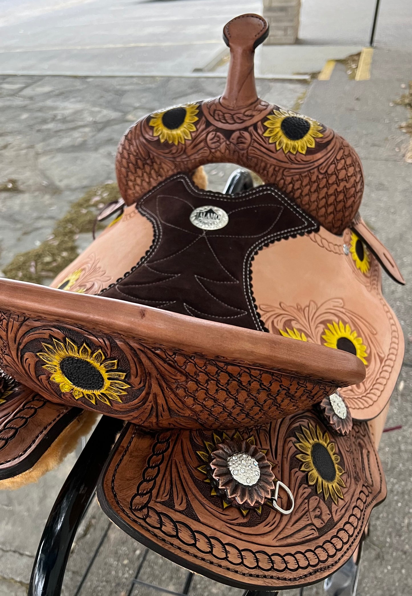 14.5" Sunflower Air Barrel Saddle