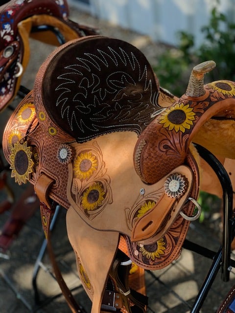 Sunflower Combo Barrel Saddle
