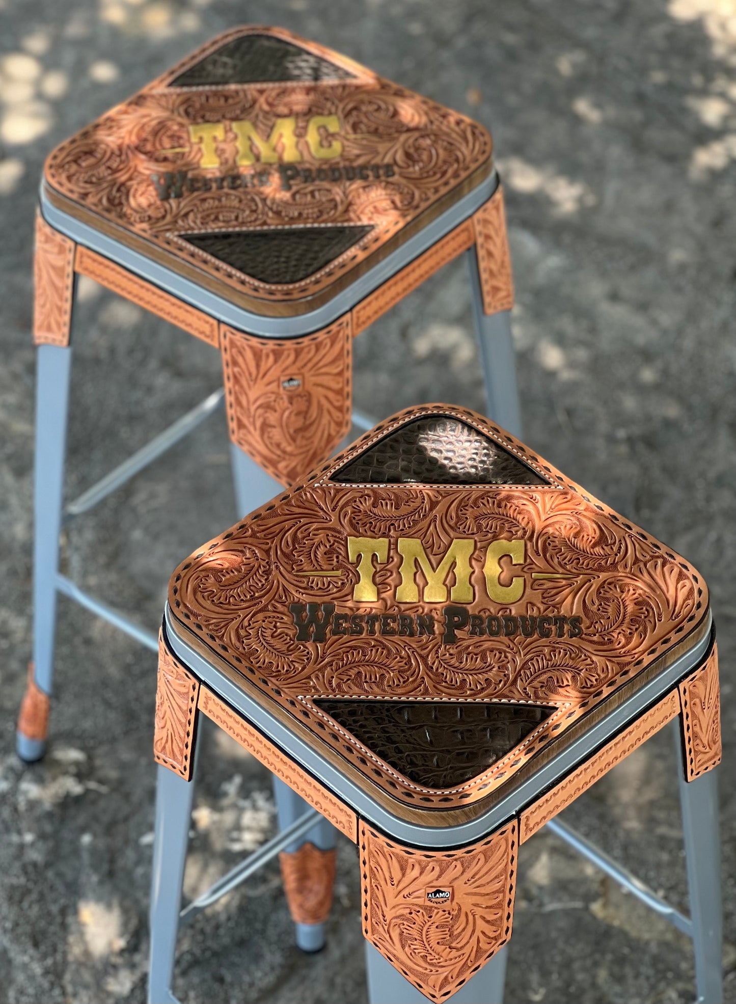 2025 BAR STOOL DESIGN