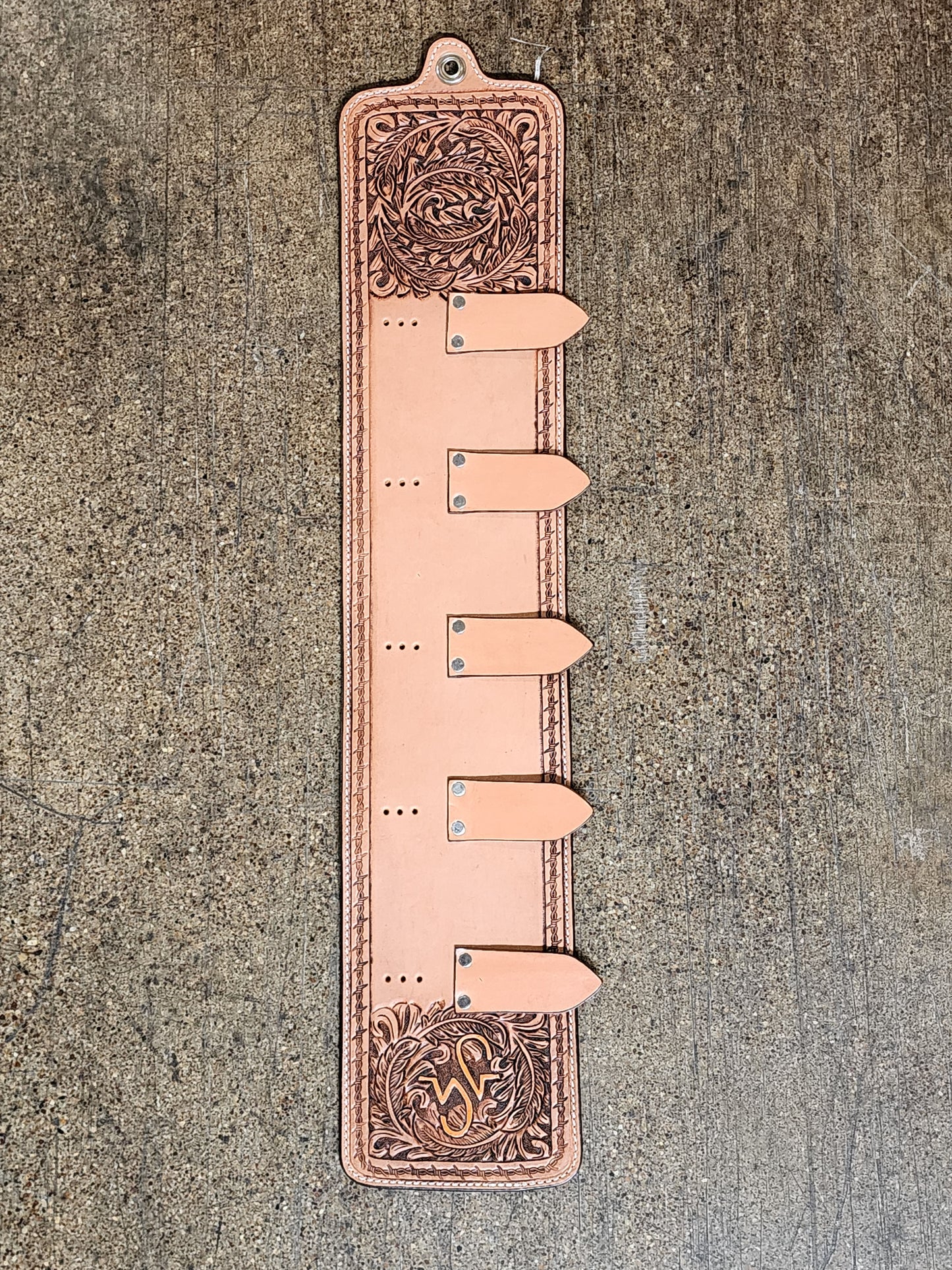 Add a custom logo (BUCKLE HOLDER)