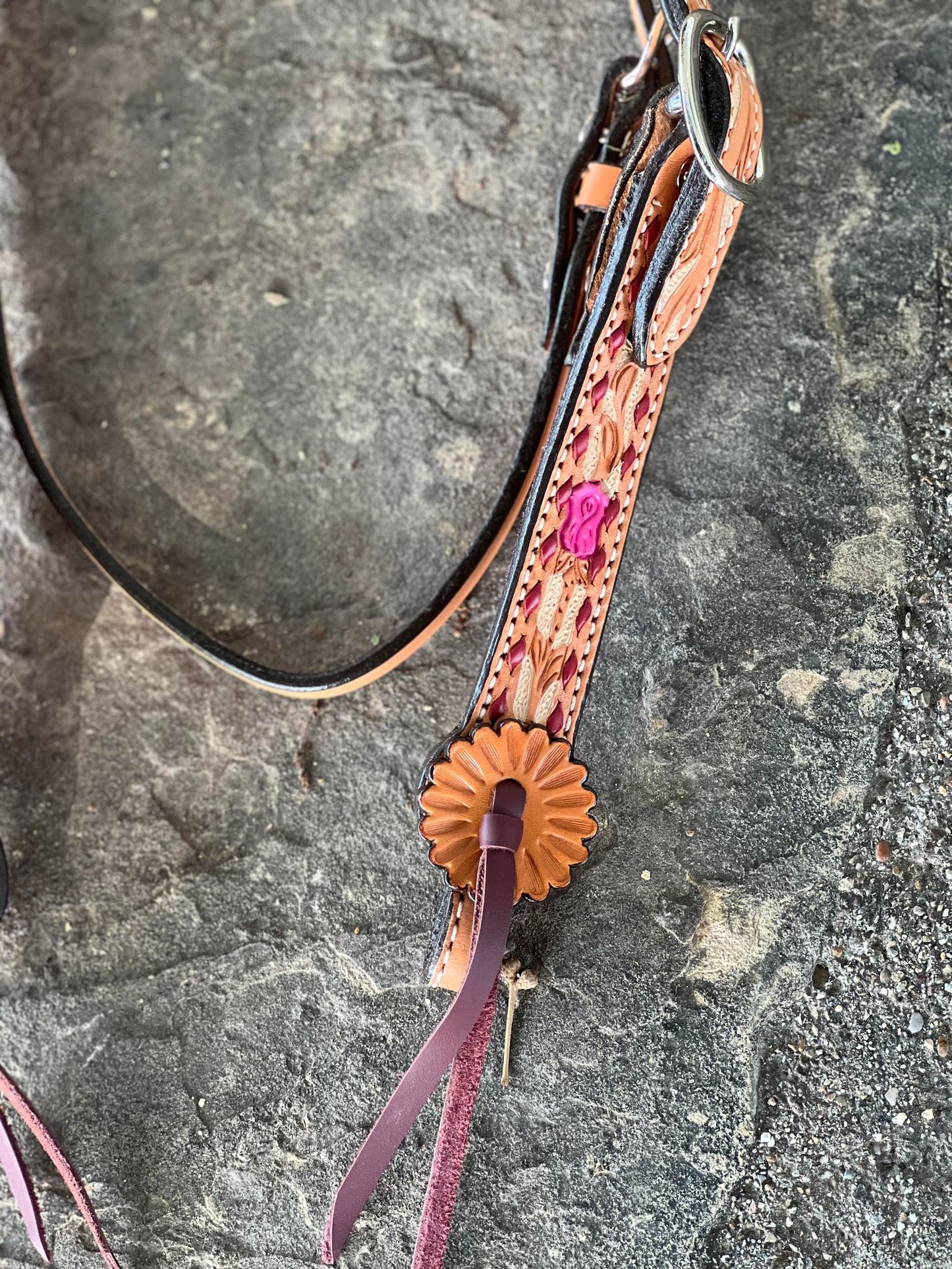 2800- Cheetah Rose 1-1/2" Contour browband headstall