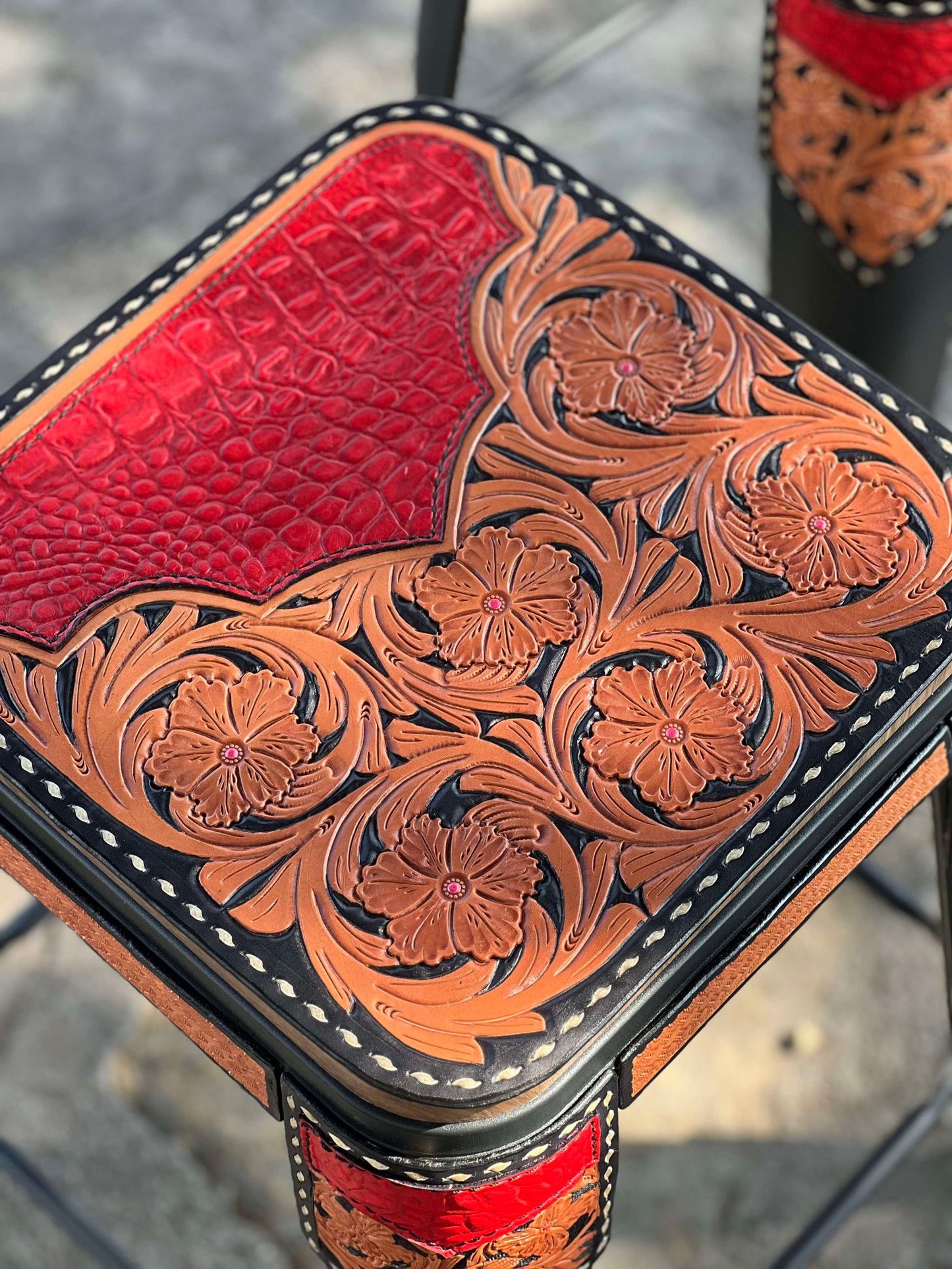 2025 BAR STOOL DESIGN