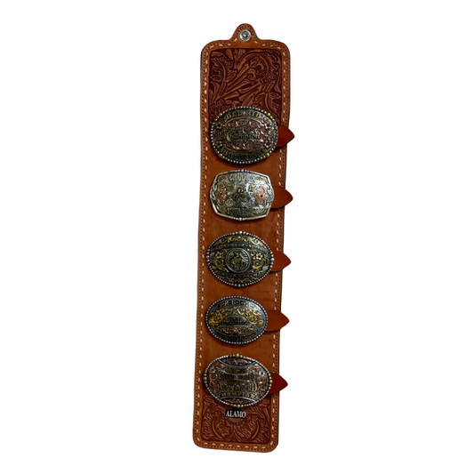 Trophy Buckle Holder | Oakleaf