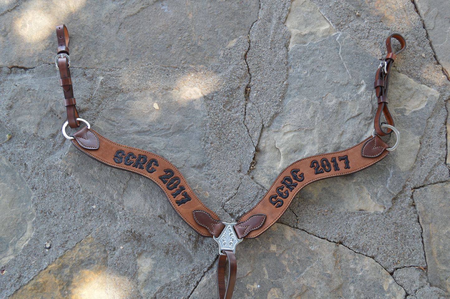 Rodeo Award | 2.5" Wave Breastcollar w/ lettering (16)