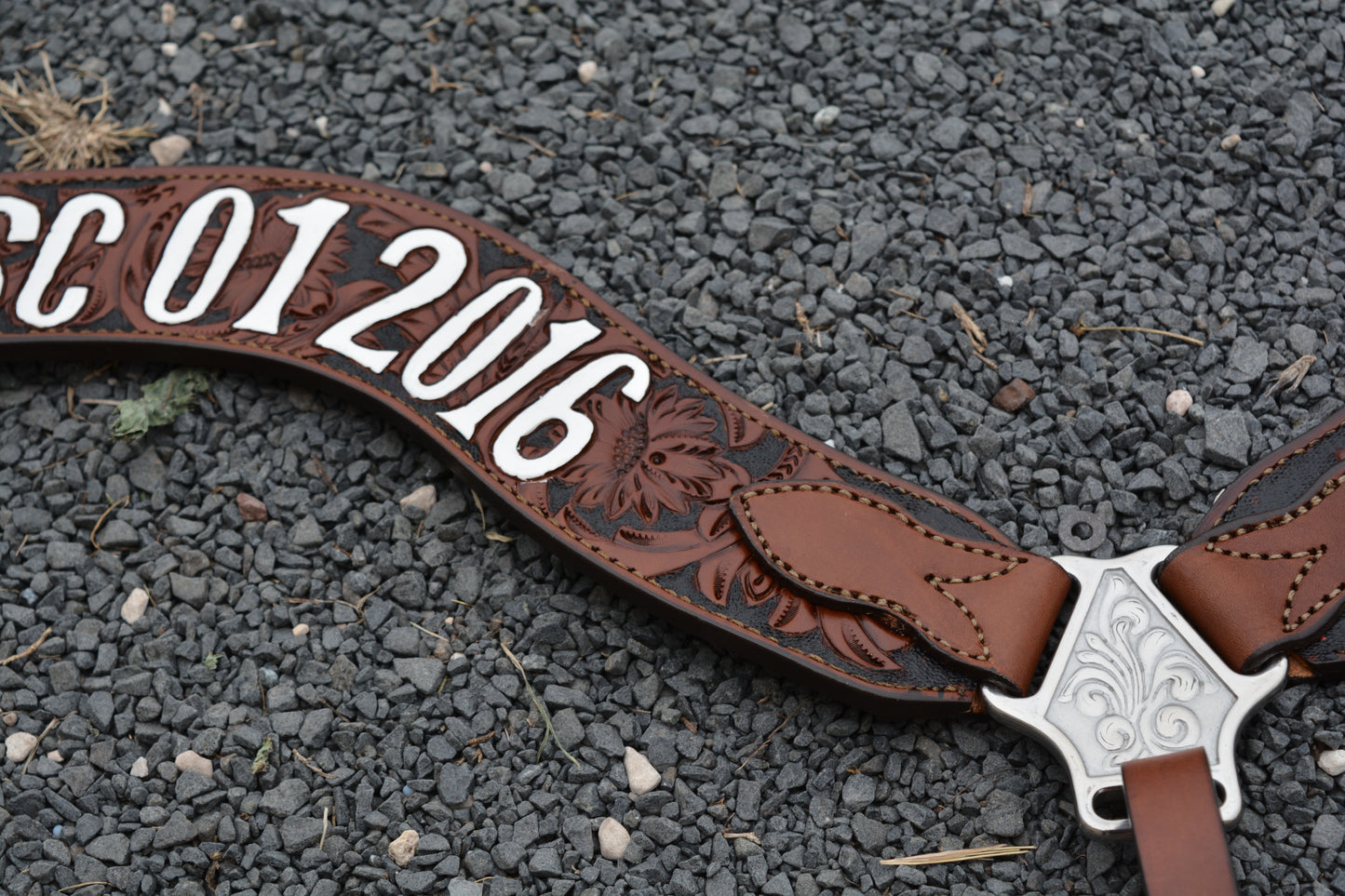Rodeo Award | 2.5" Wave Breastcollar w/ BGP (18 letters)