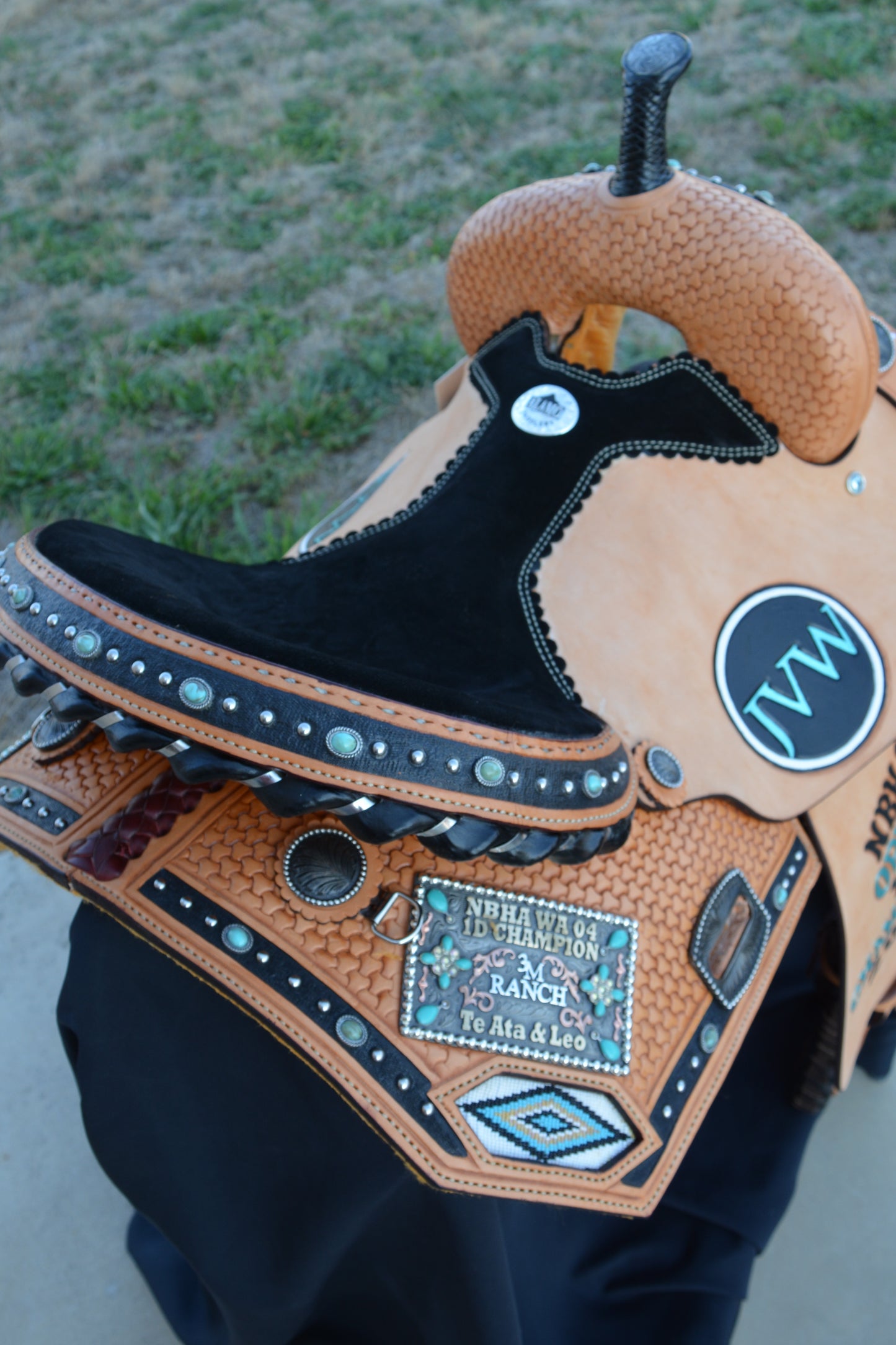 Add a custom pair of saddle plates to your saddle
