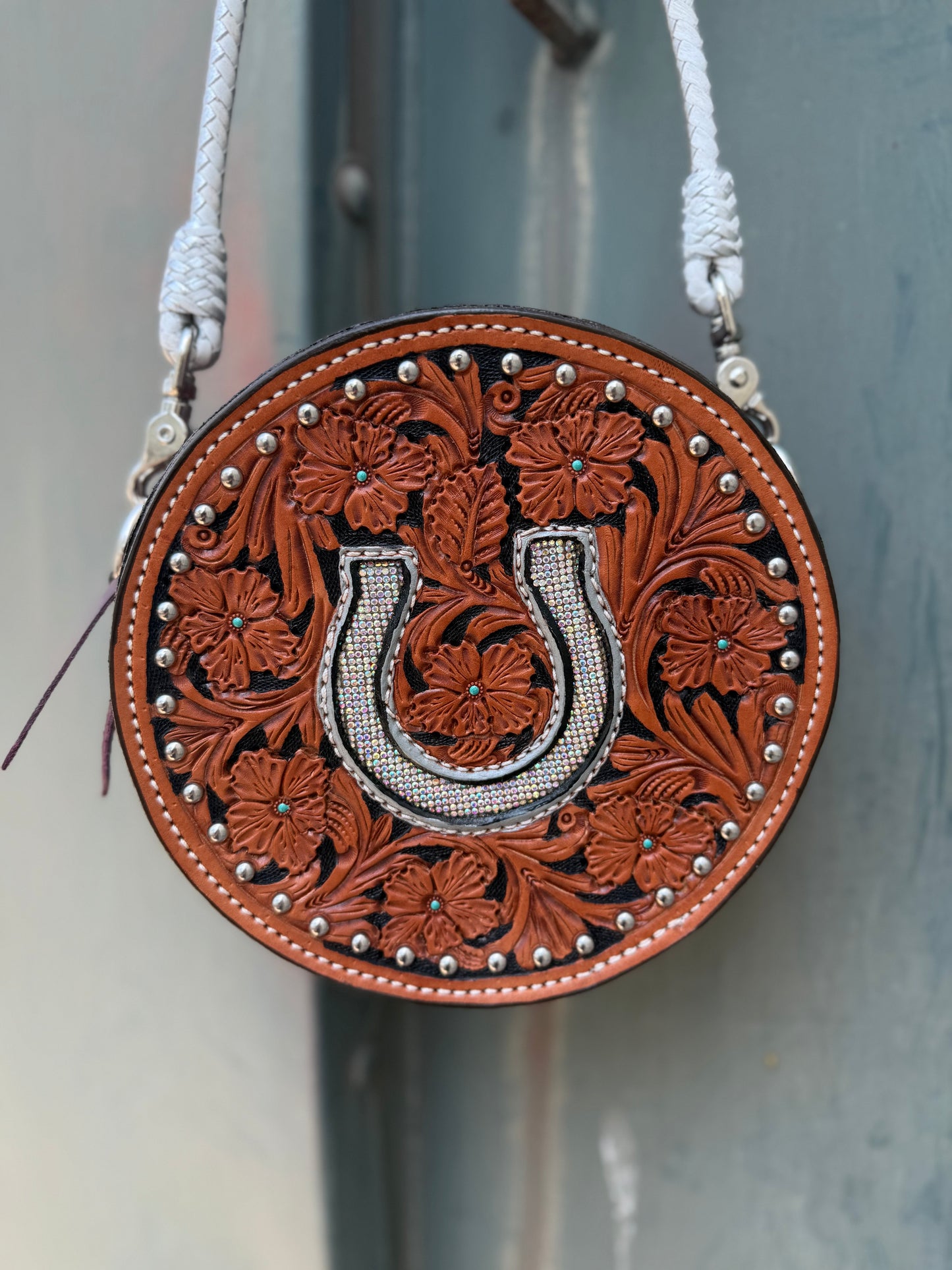 8" Canteen- Horse Shoe
