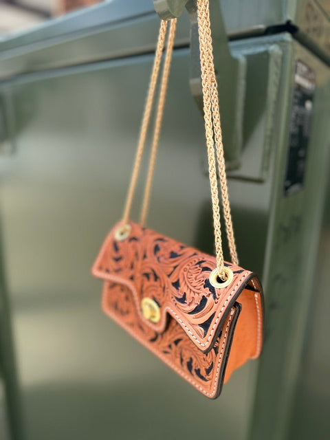 The Cowgirl Clutch- Oakleaf (FULL LEATHER)