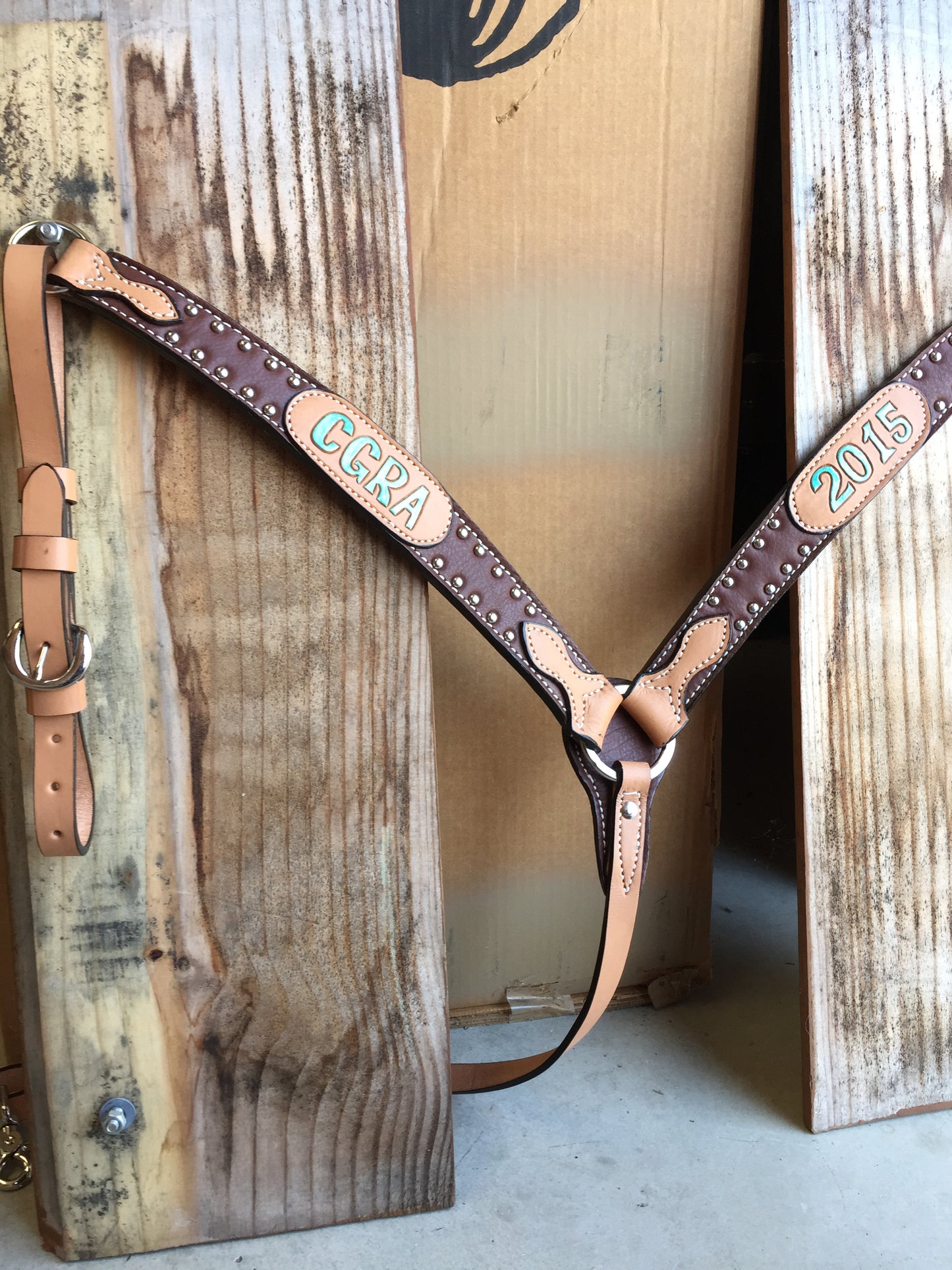 Rodeo Award | 1.75" Contoured Breastcollar w/ overlay & SS spots (8)