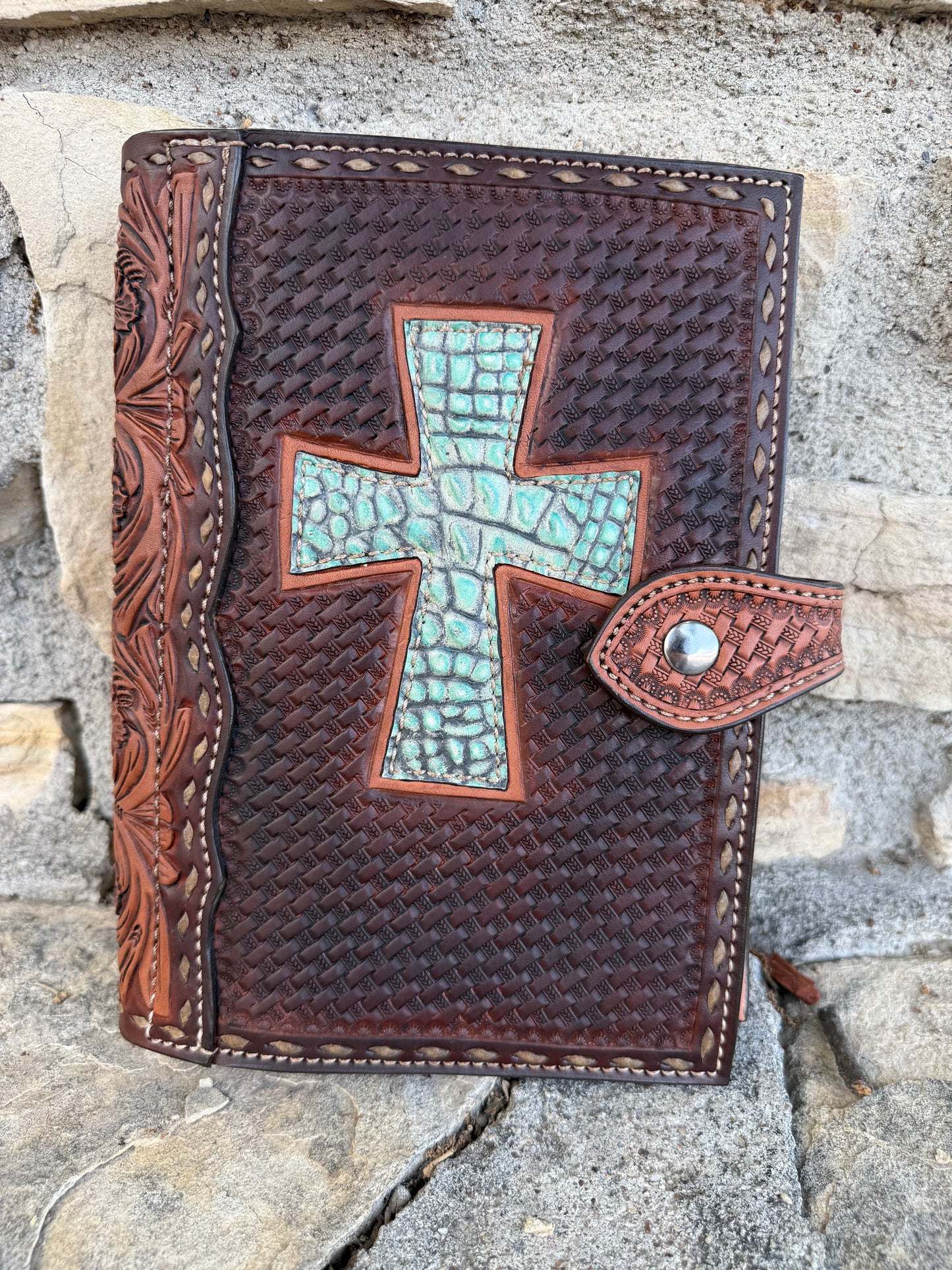 #16 Bible cover Turquoise gator cross on toast (ONE OF ONE ONLY)