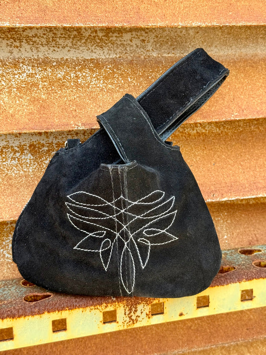 CATTLE BELL BAG- BLACK