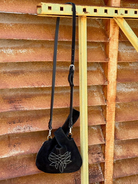 CATTLE BELL BAG- BLACK