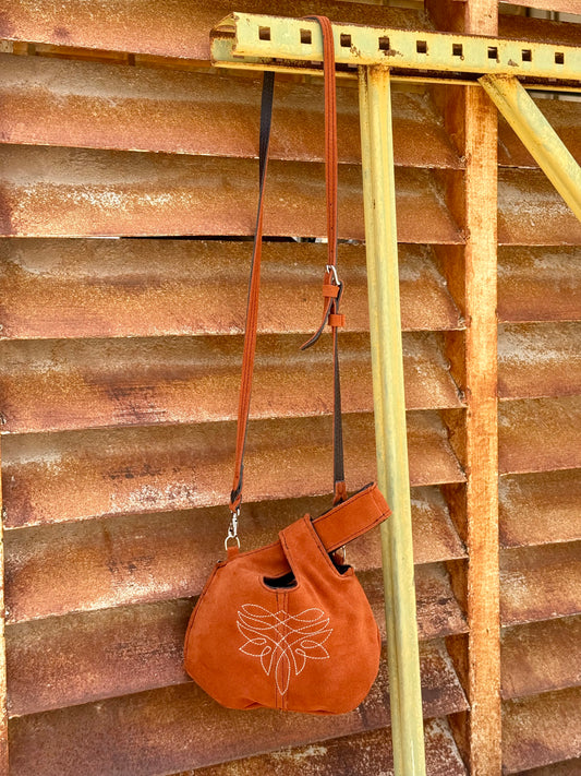 CATTLE BELL BAG- RUST