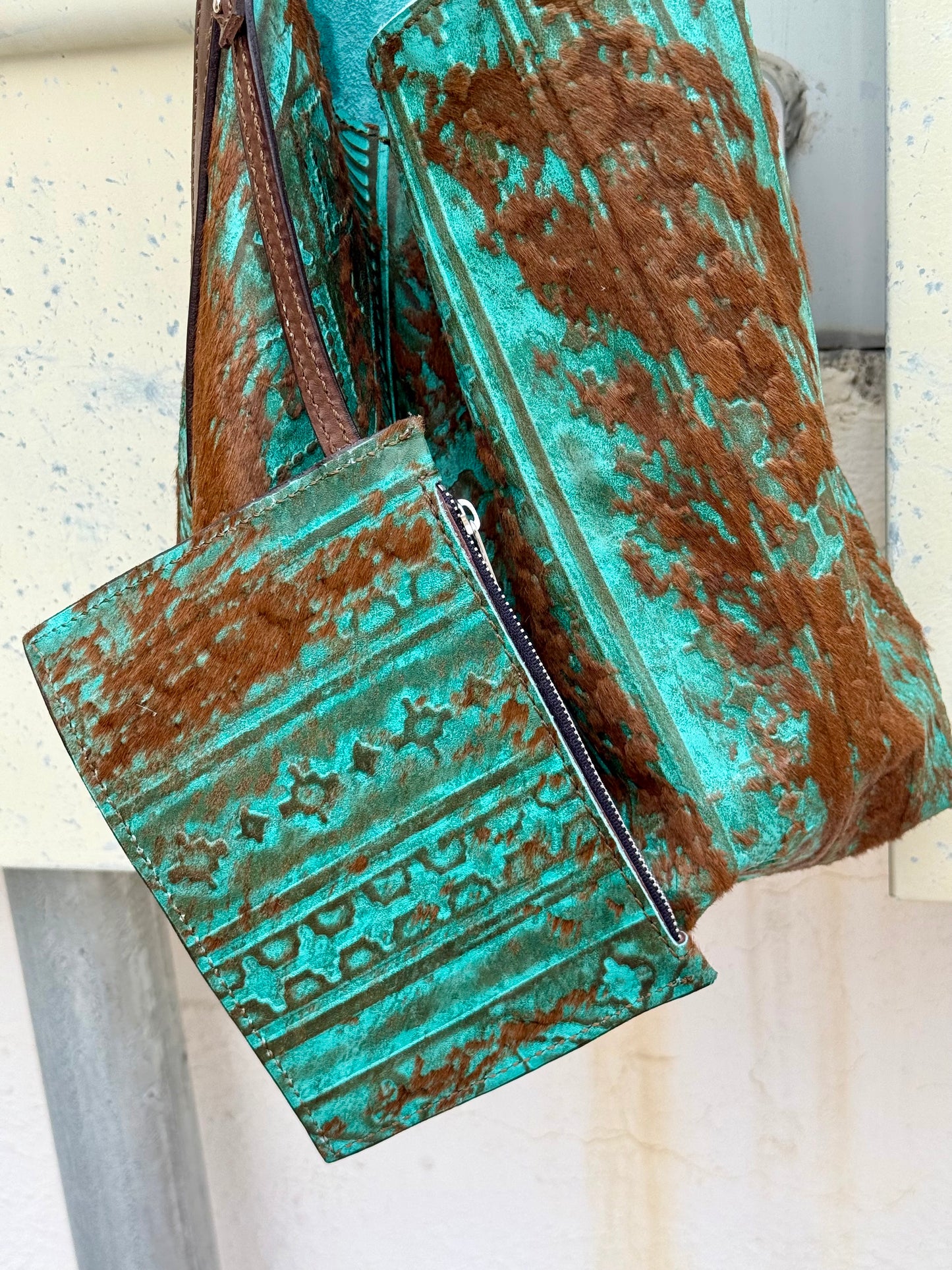 Livestock Tote- Patina