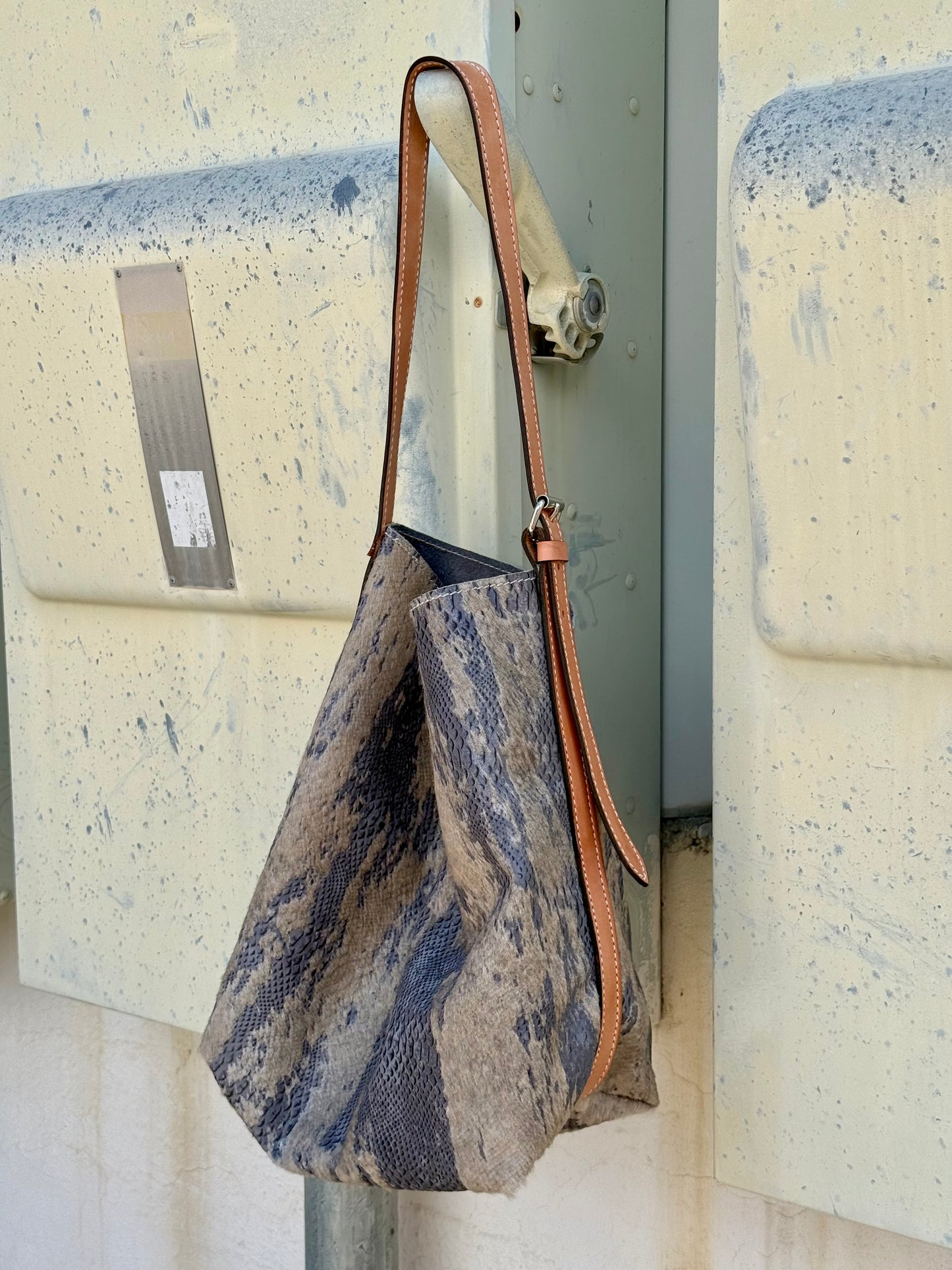 Livestock Tote- Snake