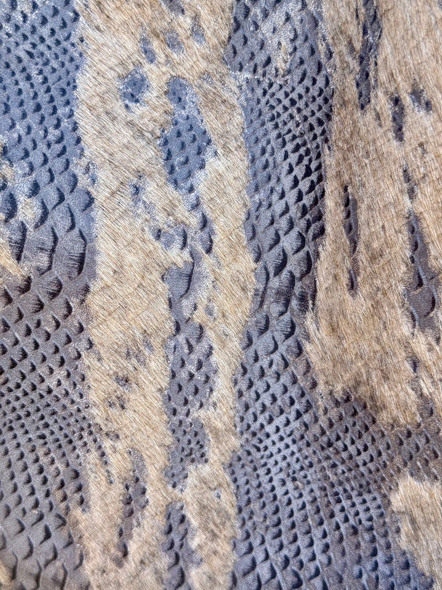 Livestock Tote- Snake