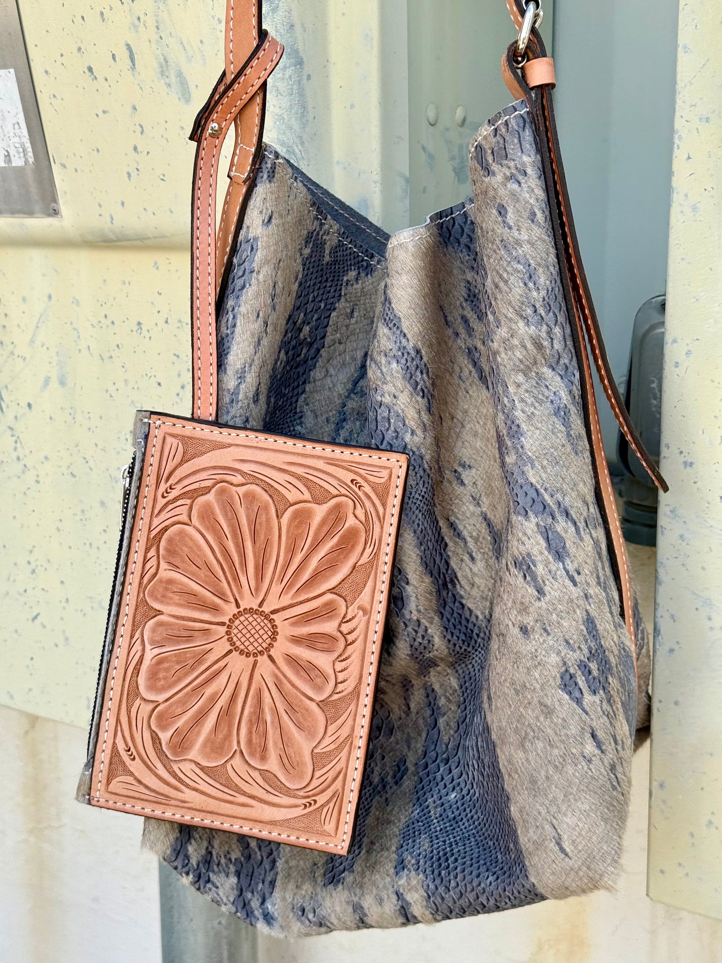 Livestock Tote- Snake