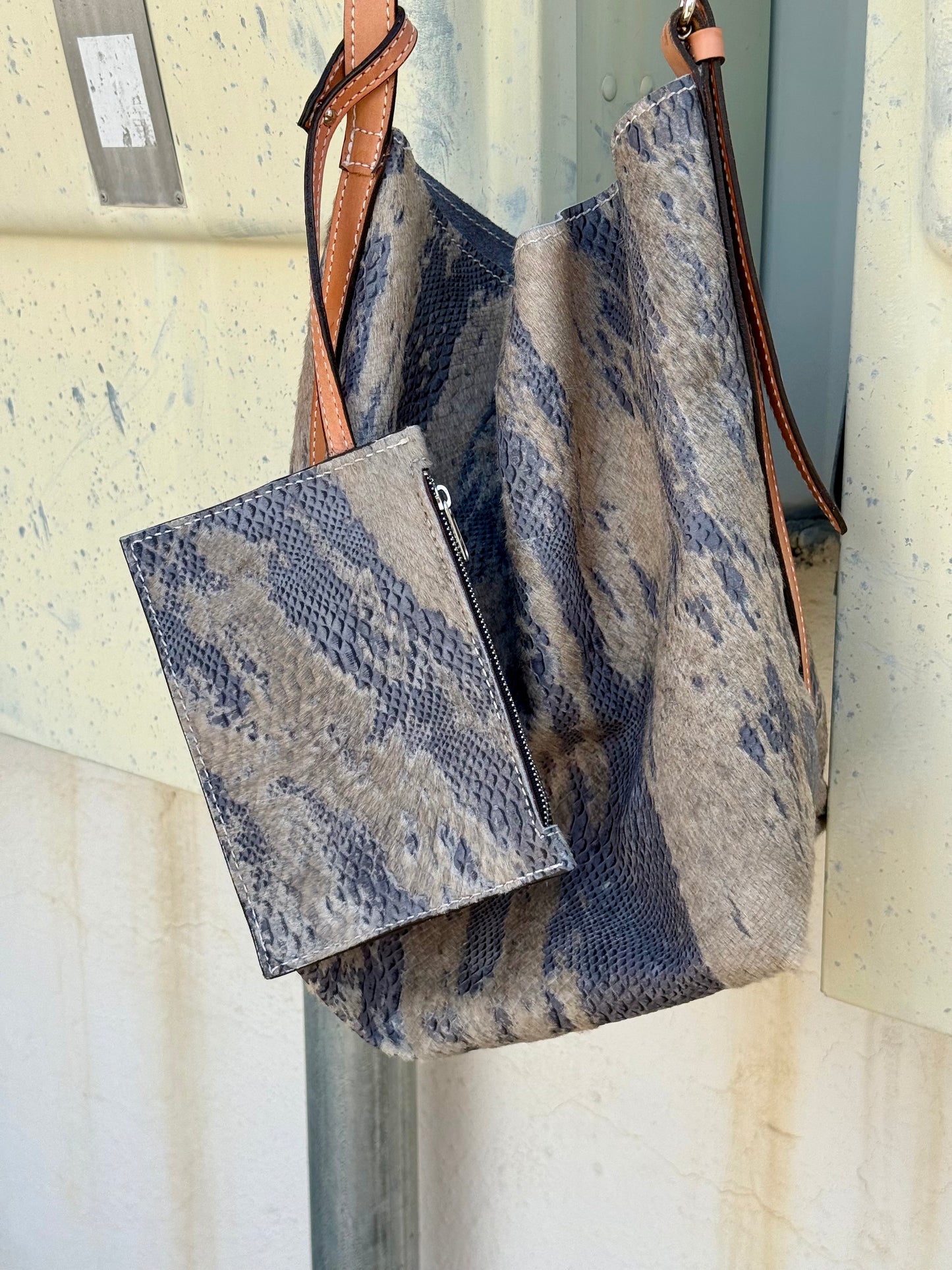 Livestock Tote- Snake