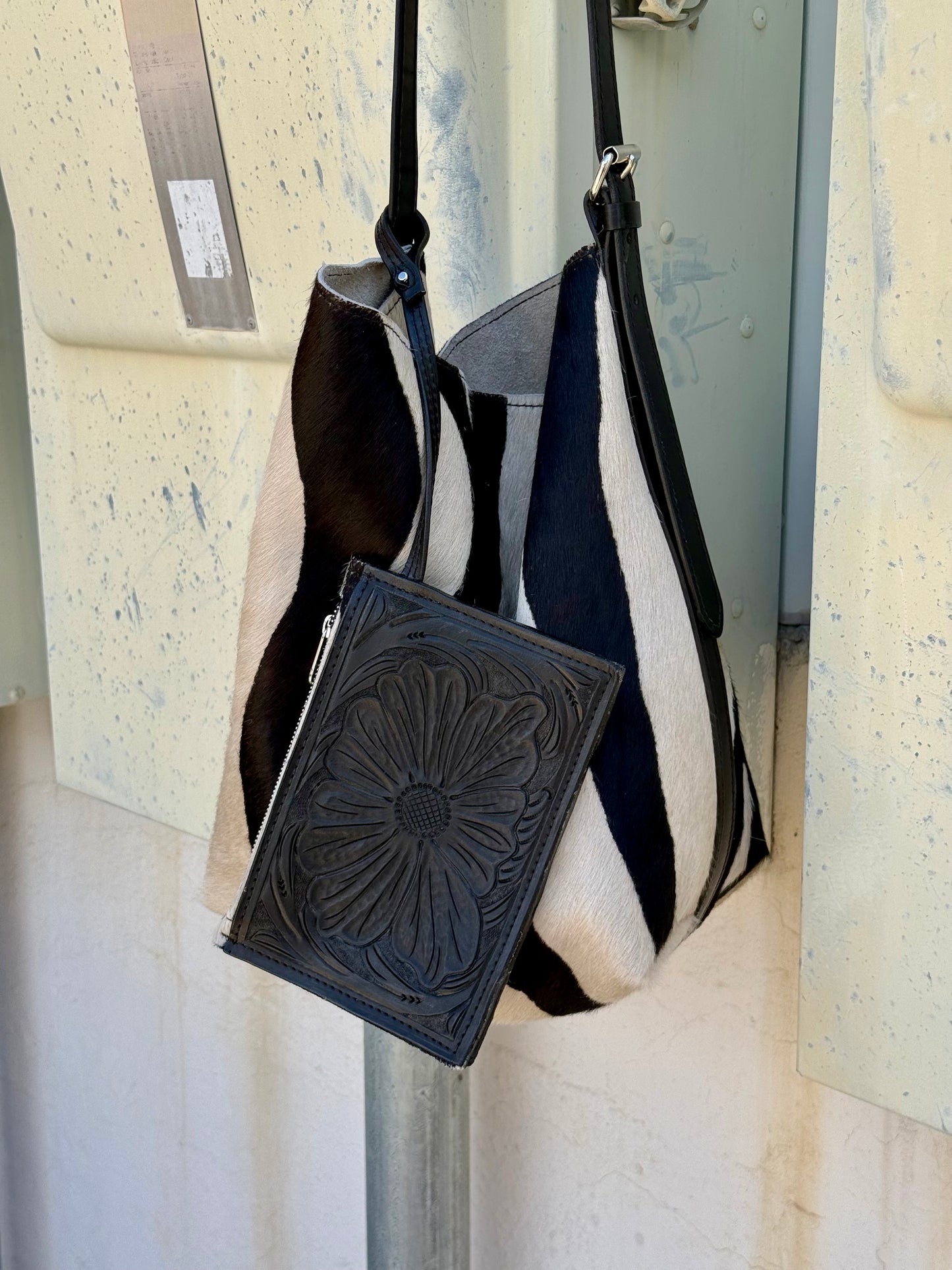 Livestock Tote- Zebra
