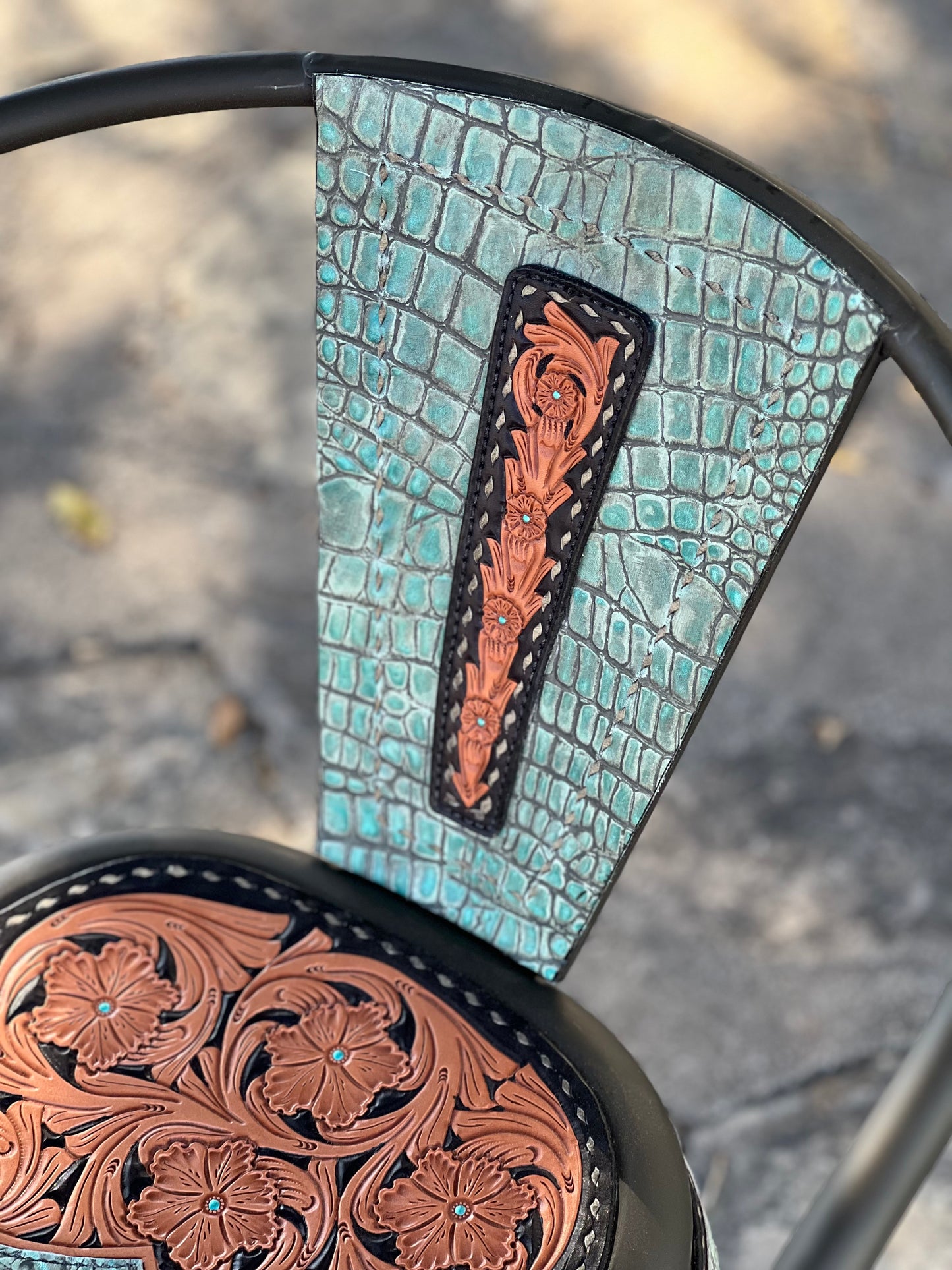 (STOCK!) SET OF 2 The Country Coffee Chairs- TURQUOISE GATOR