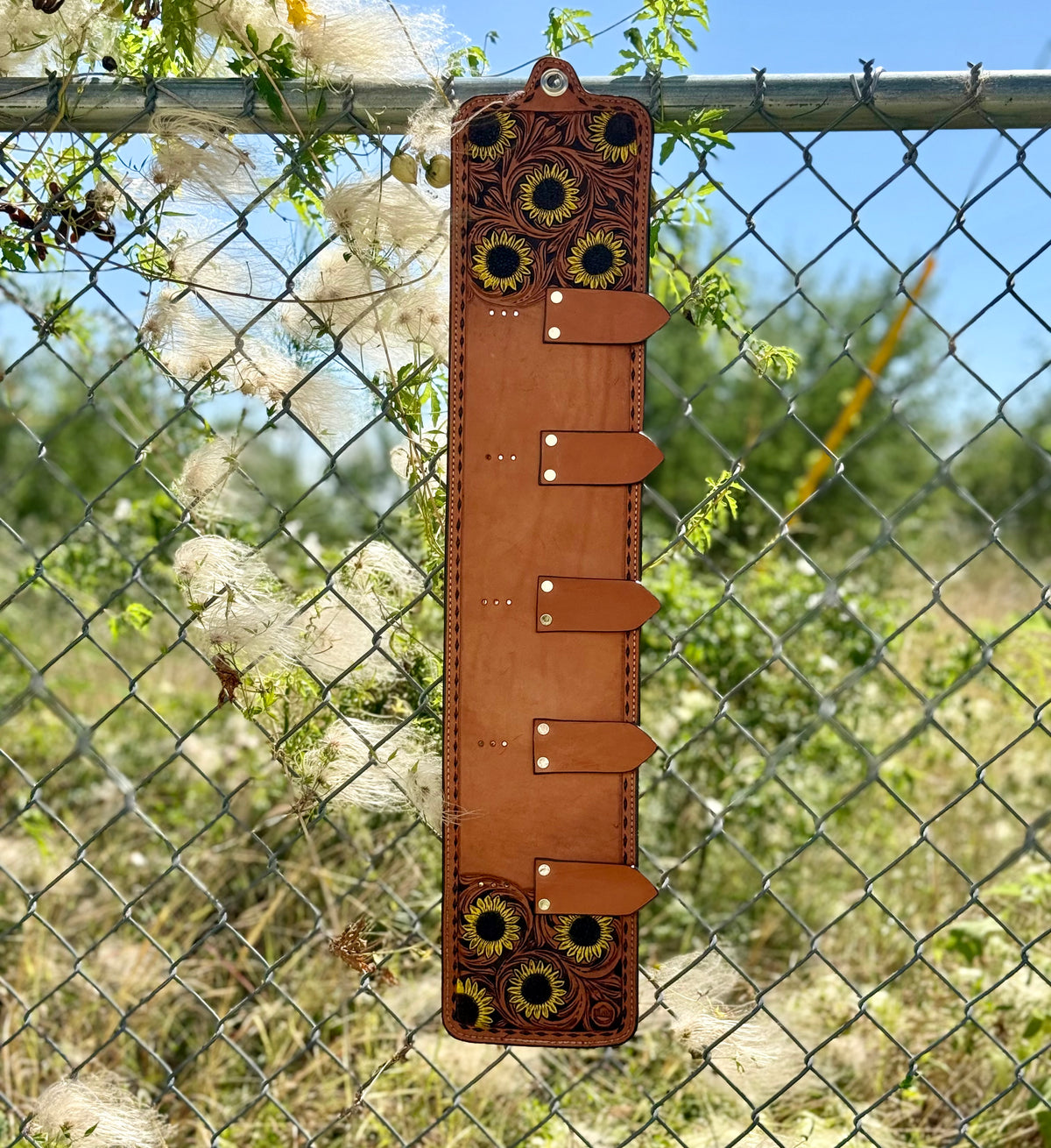 Trophy Buckle Holder | Sunflower