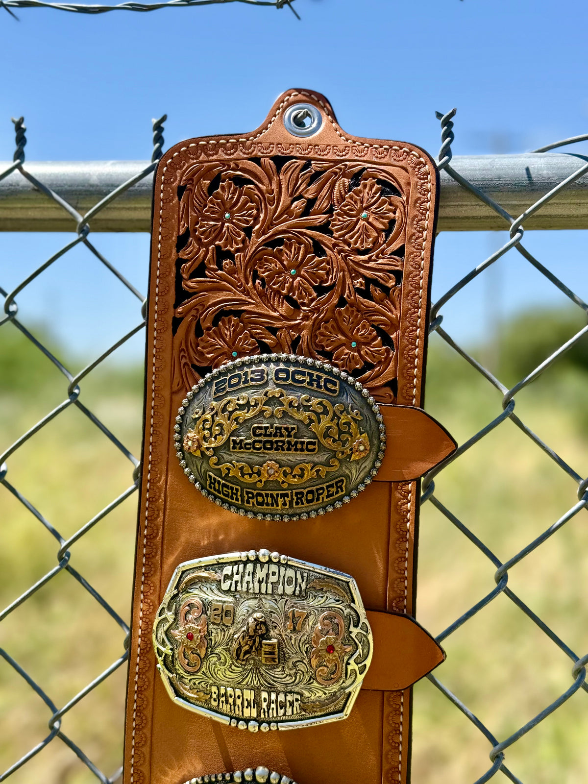 Trophy Buckle Holder | El Pinto