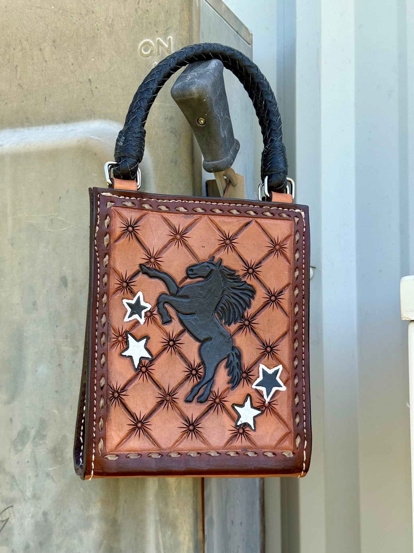 Card Handbag | Horse Edition: Black Beauty