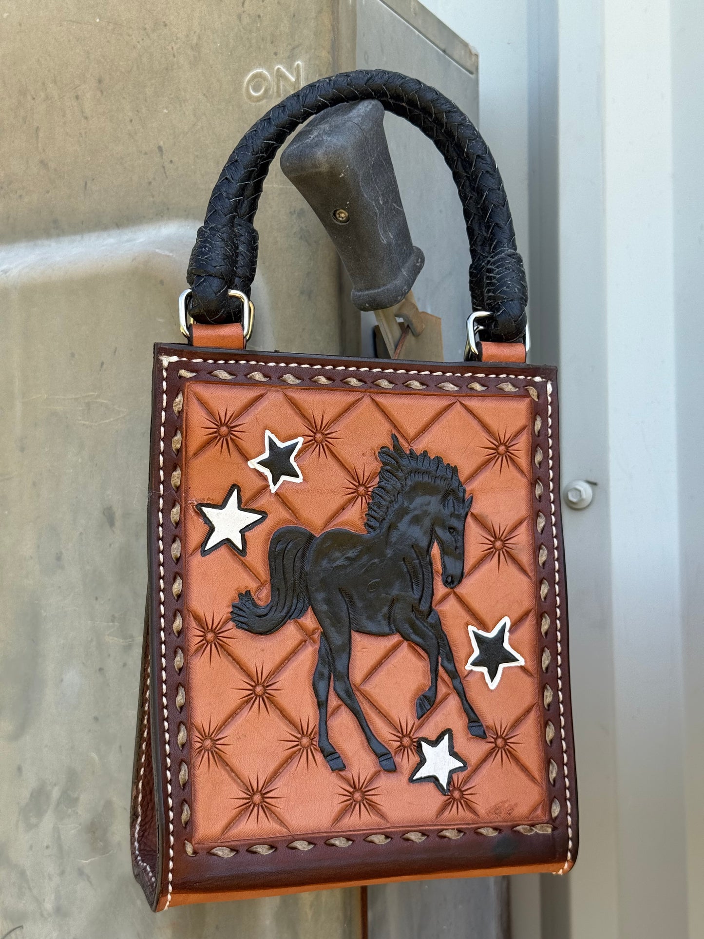 Card Handbag | Horse Edition: Gunsmoke