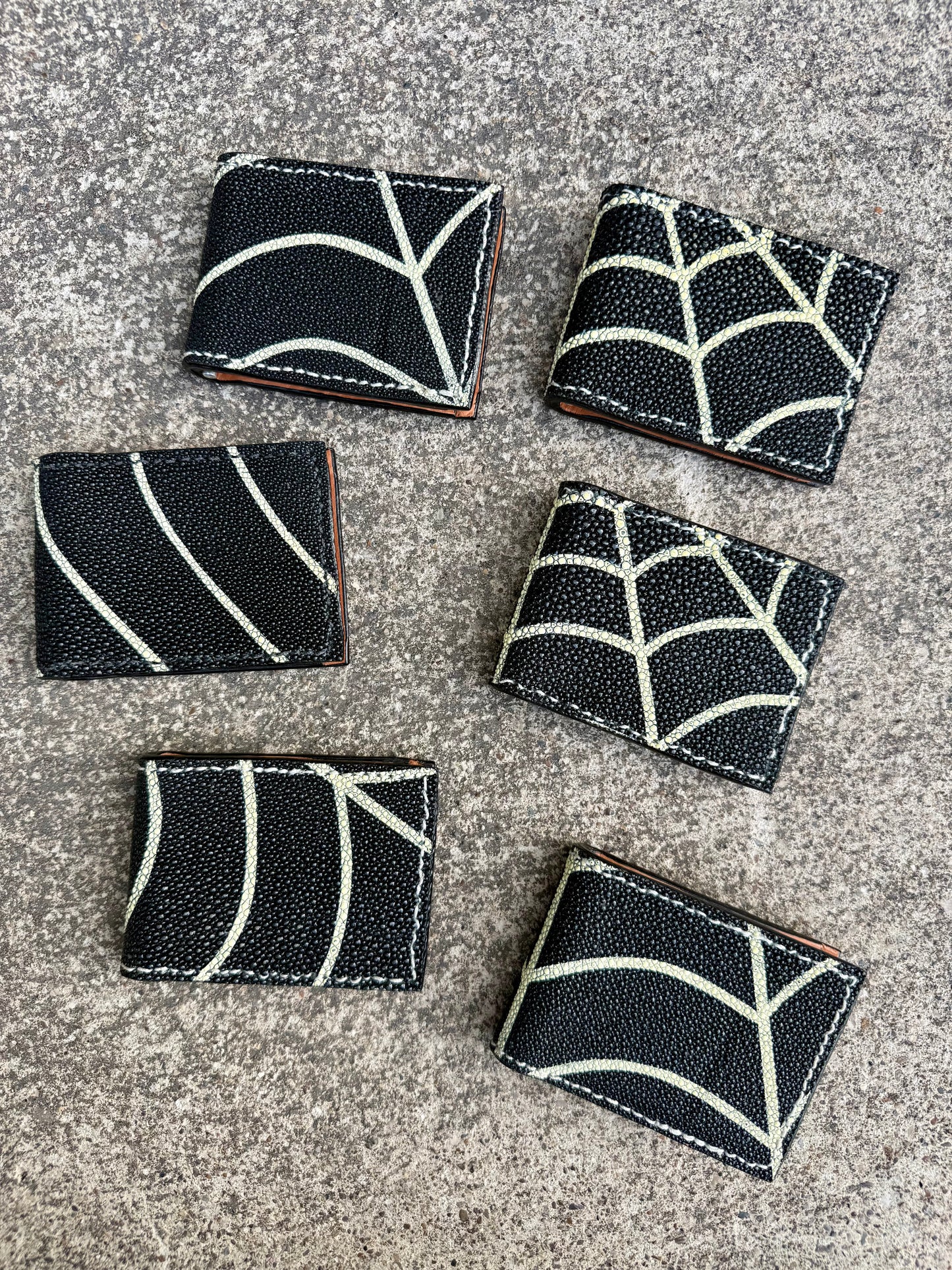 Genuine Stingray Money Clip | The Widow
