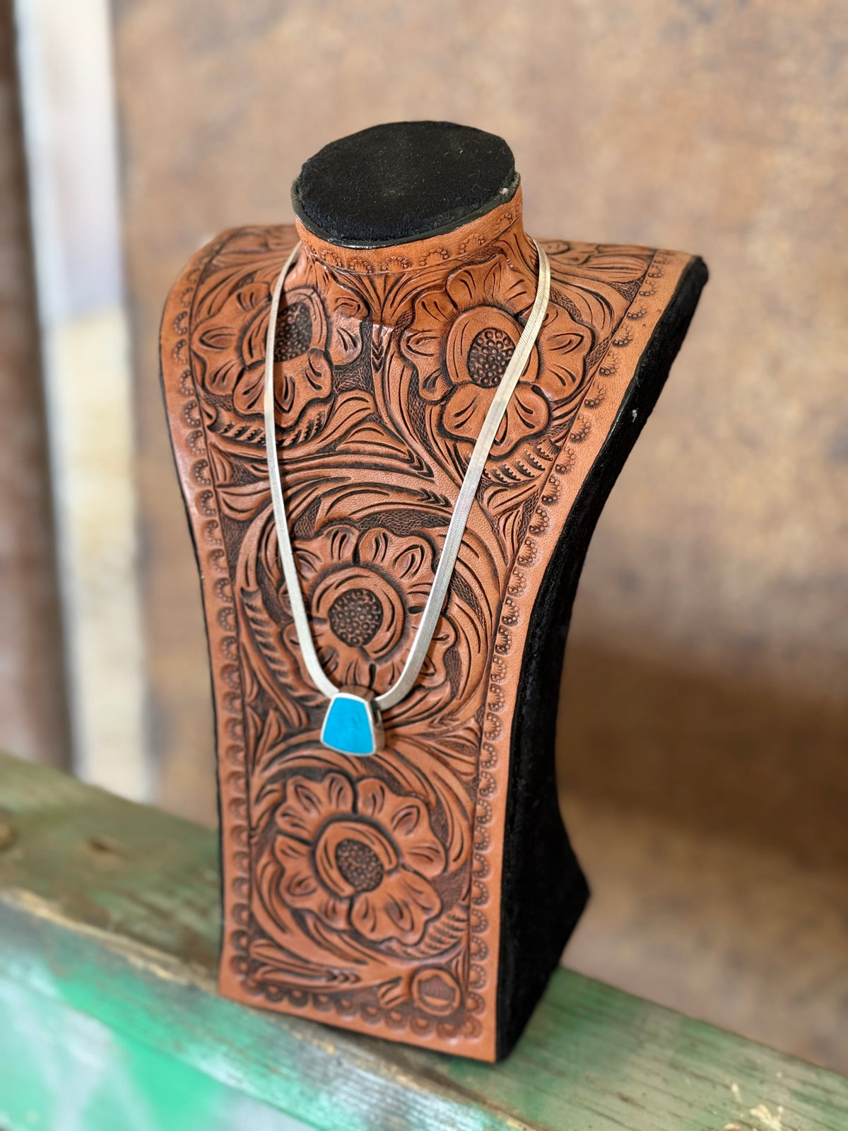 Necklace Stand | Rodeo Queen