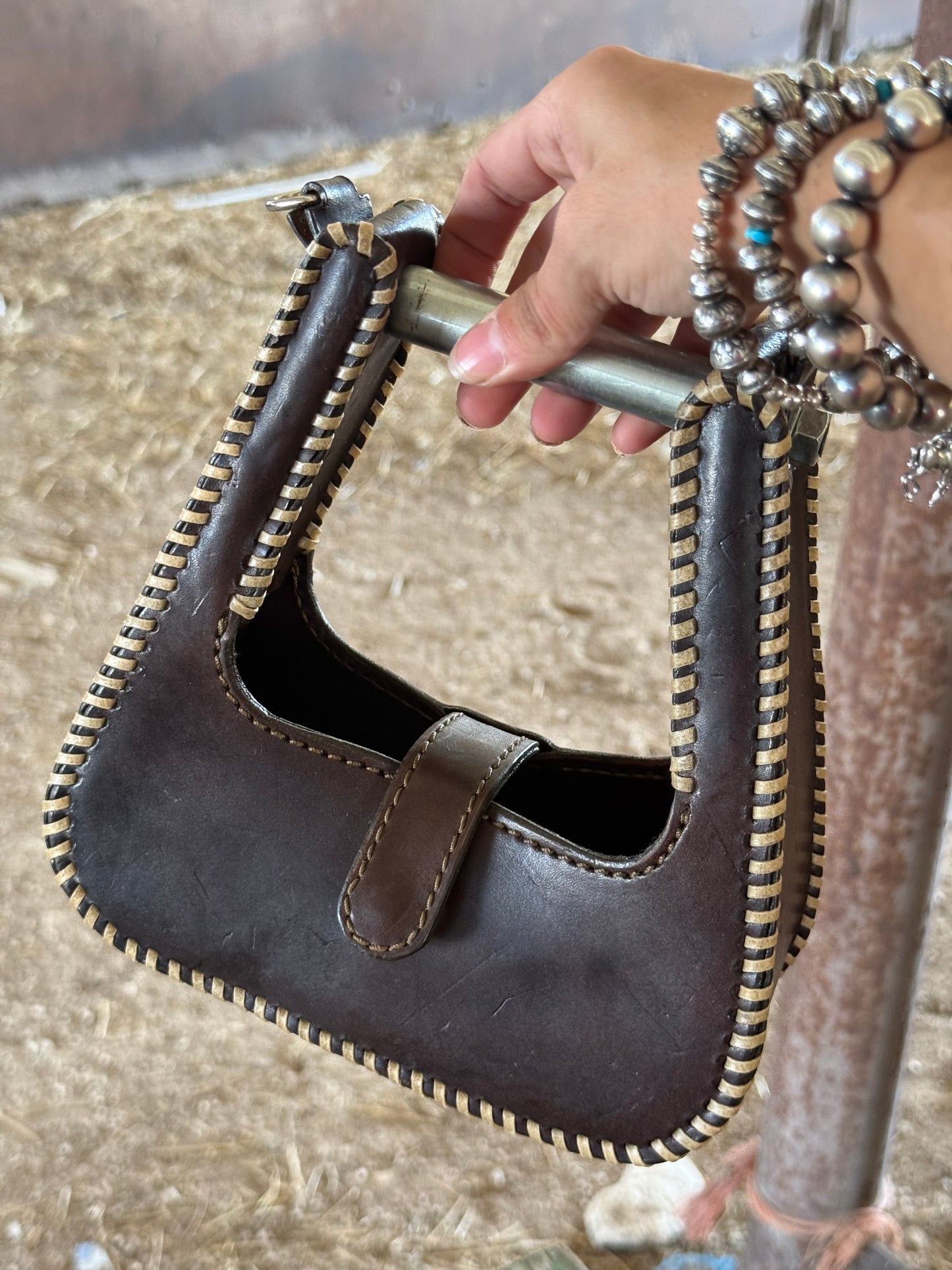 The Stirrup Purse | Chocolate