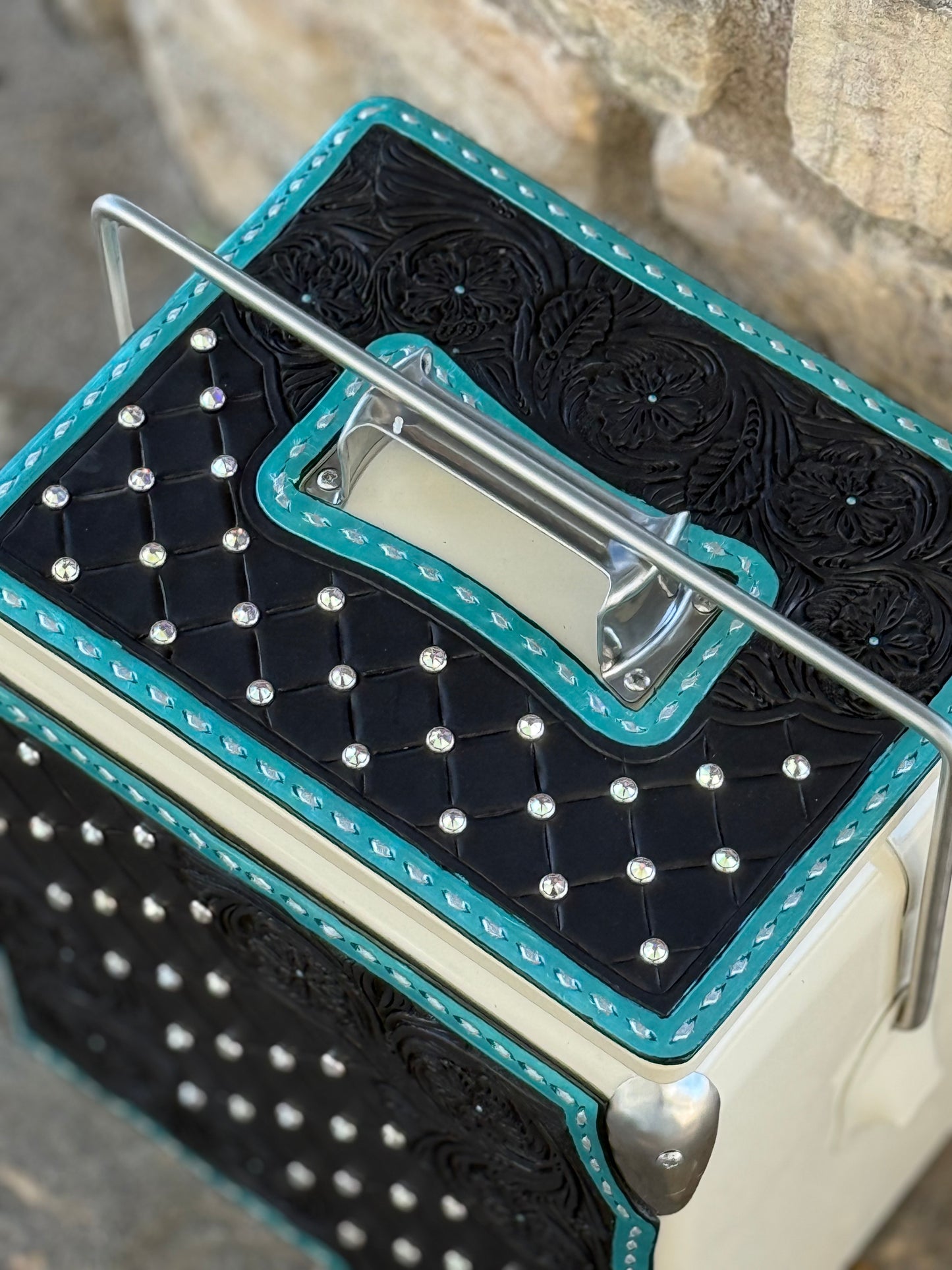 Retro Rodeo Cream Cooler- Rhinestone in black